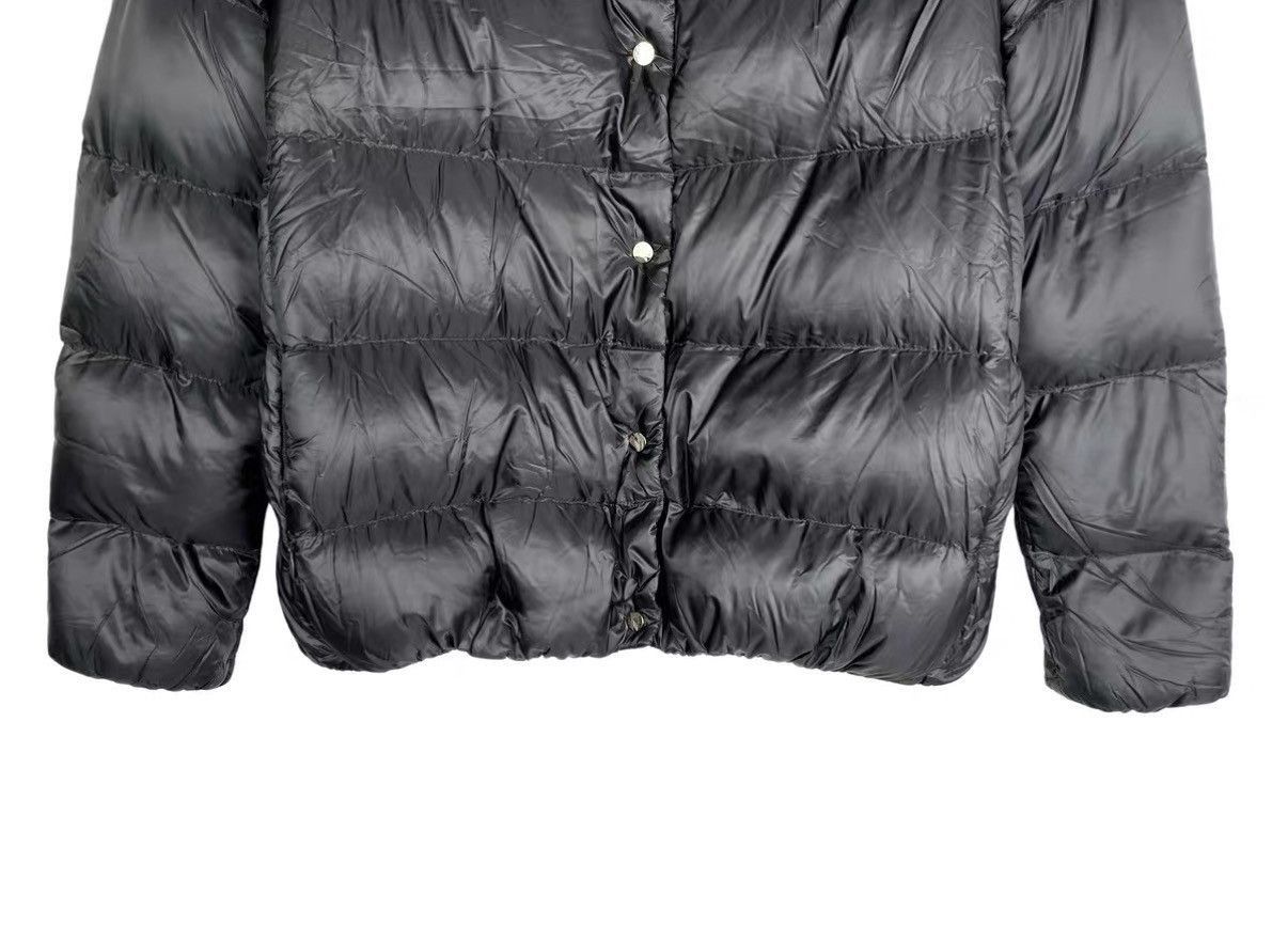 Moncler Black Puffer Jacket with High Collar Size US XS / EU 42 / 0 - 4 Thumbnail