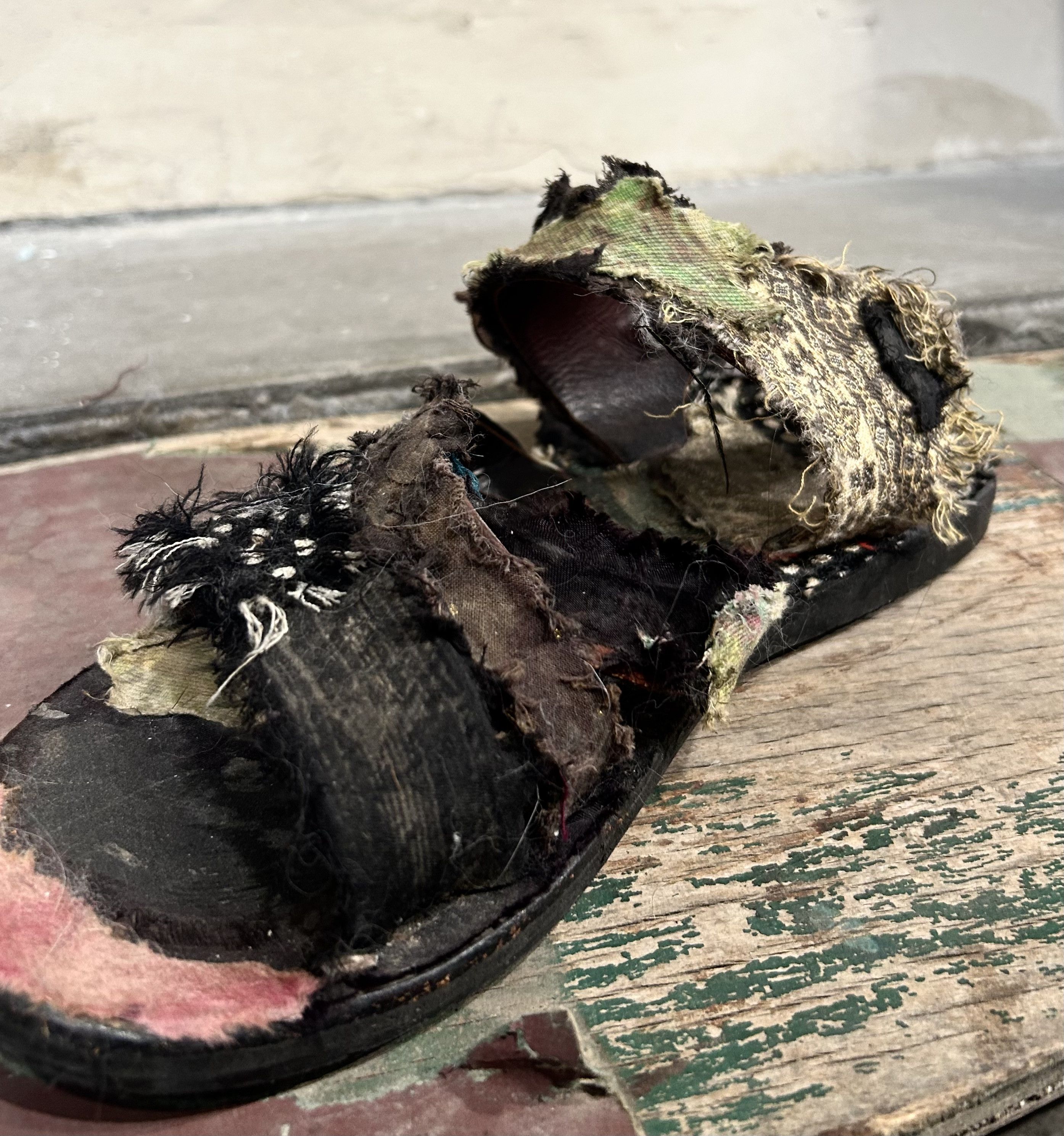 Nozomi Ishiguro Nozomi Ishiguro 00s Distressed Patchwork Sandals Size US 8 / EU 41 - 6 Thumbnail