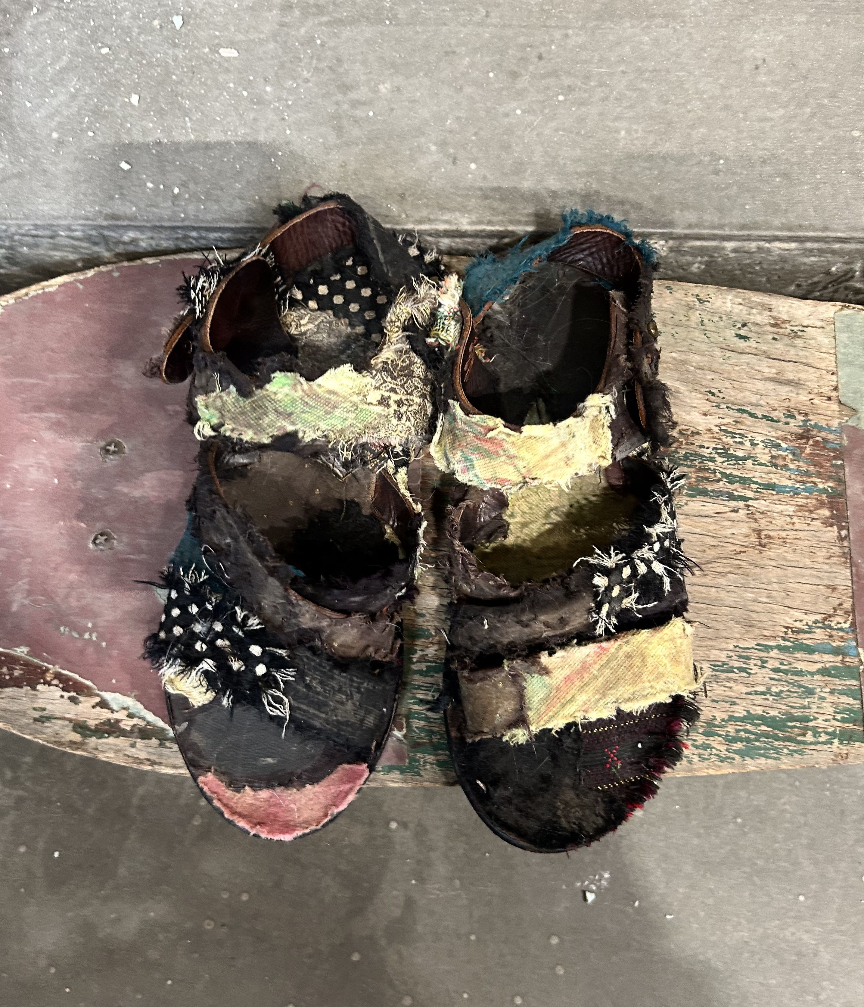Nozomi Ishiguro Nozomi Ishiguro 00s Distressed Patchwork Sandals Size US 8 / EU 41 - 3 Thumbnail