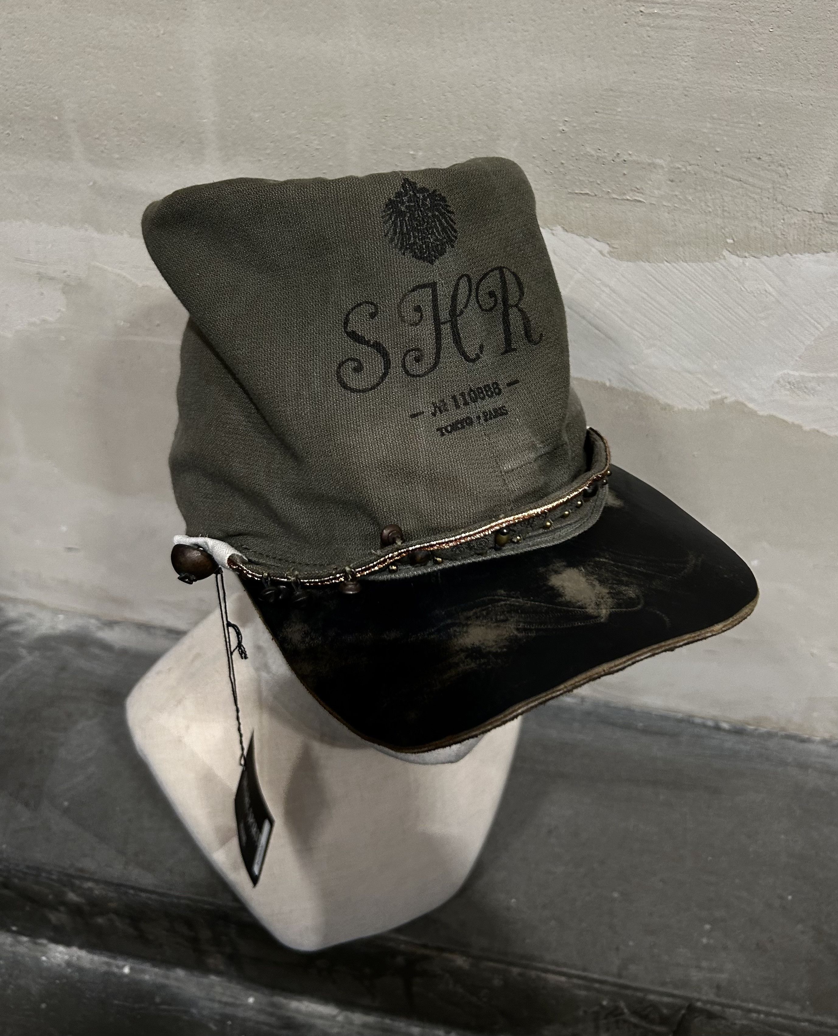 Share Spirit Homme SHARE SPIRIT Beaded Leather Military Cap Size ONE SIZE - 2 Thumbnail