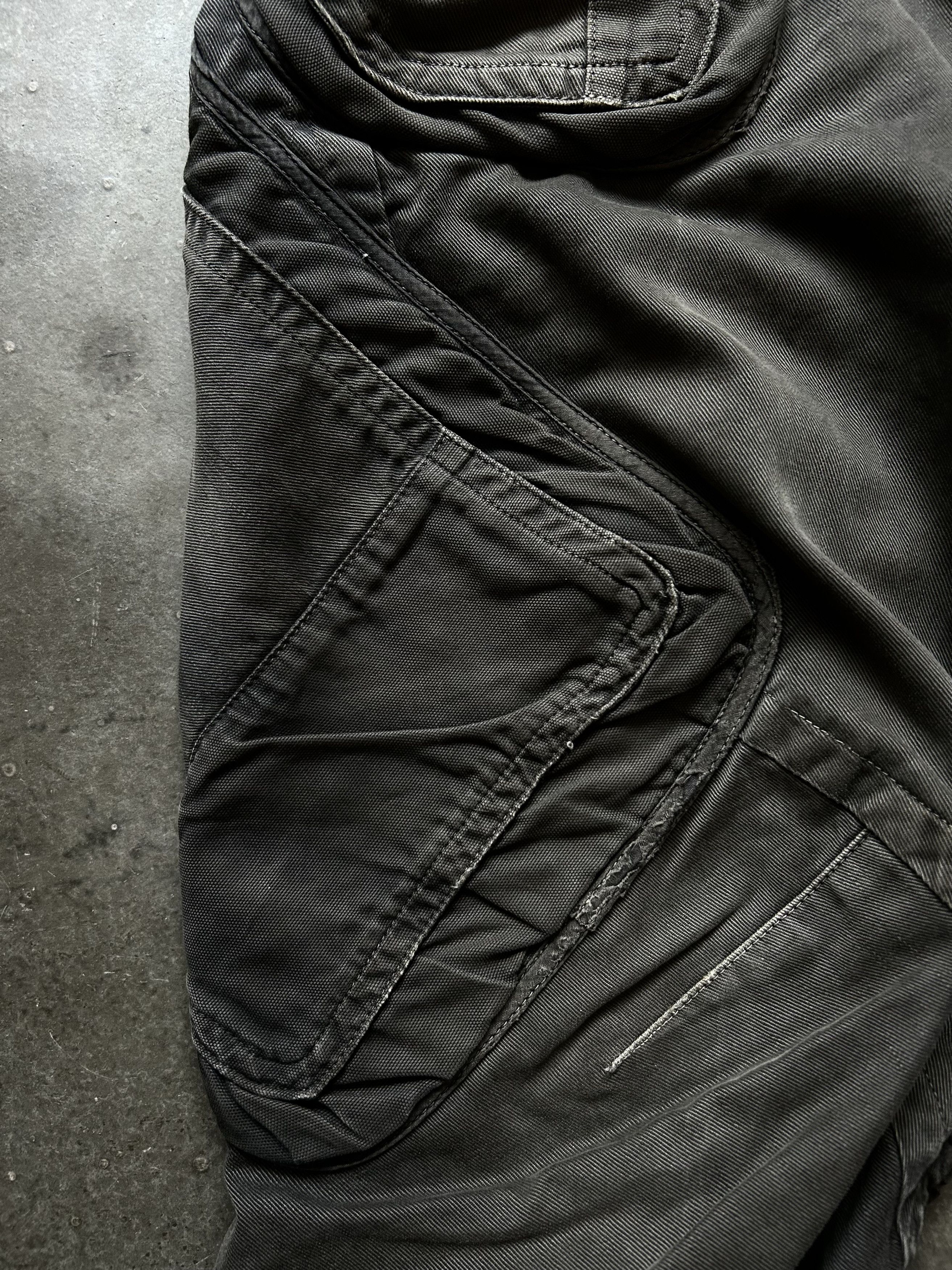 Julius Julius 10s Distressed Curved Cargo Pants Size US 32 / EU 48 - 8 Thumbnail