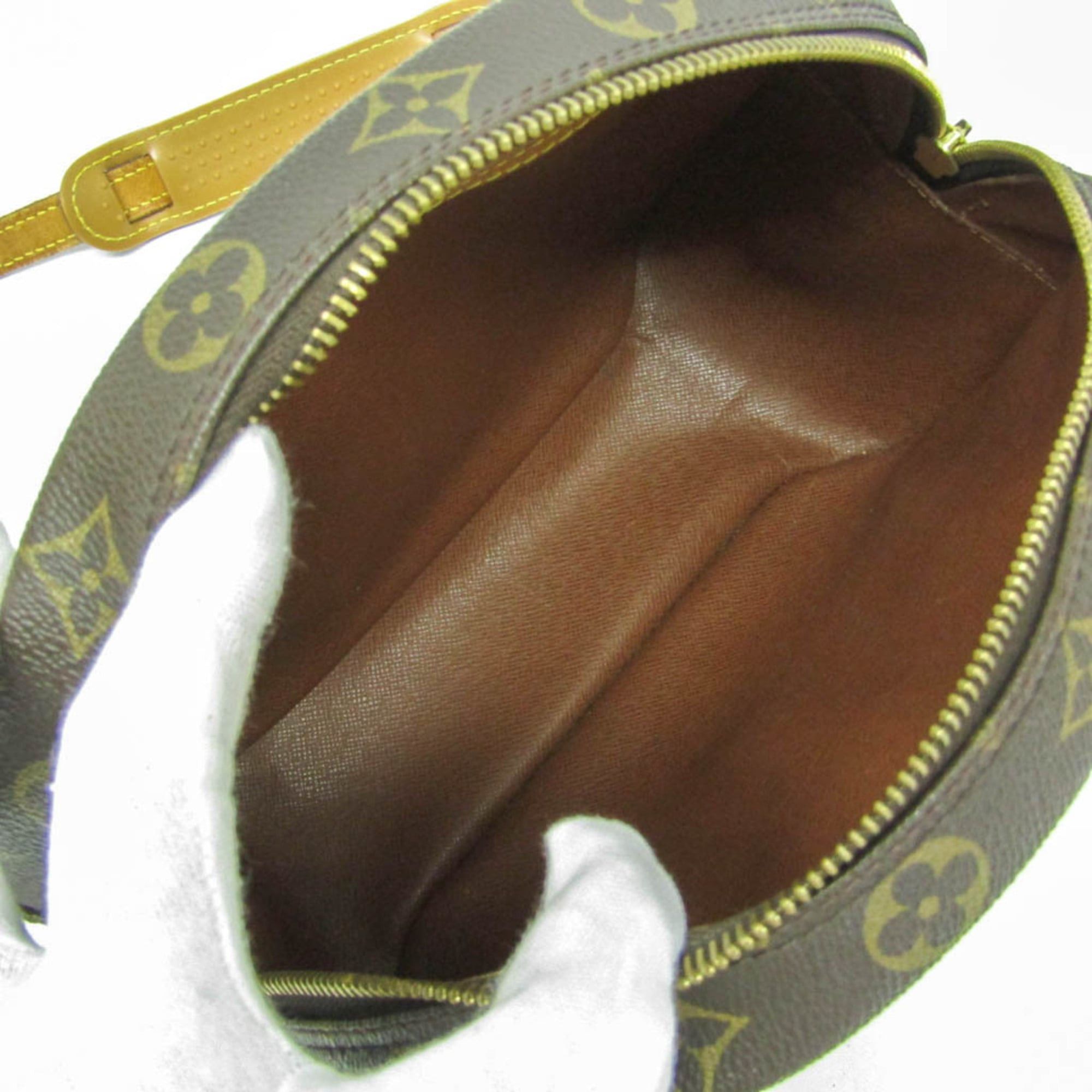 Louis Vuitton Louis Vuitton Monogram Blower M51221 Women's Shoulder Bag Monogram Size ONE SIZE - 3 Thumbnail