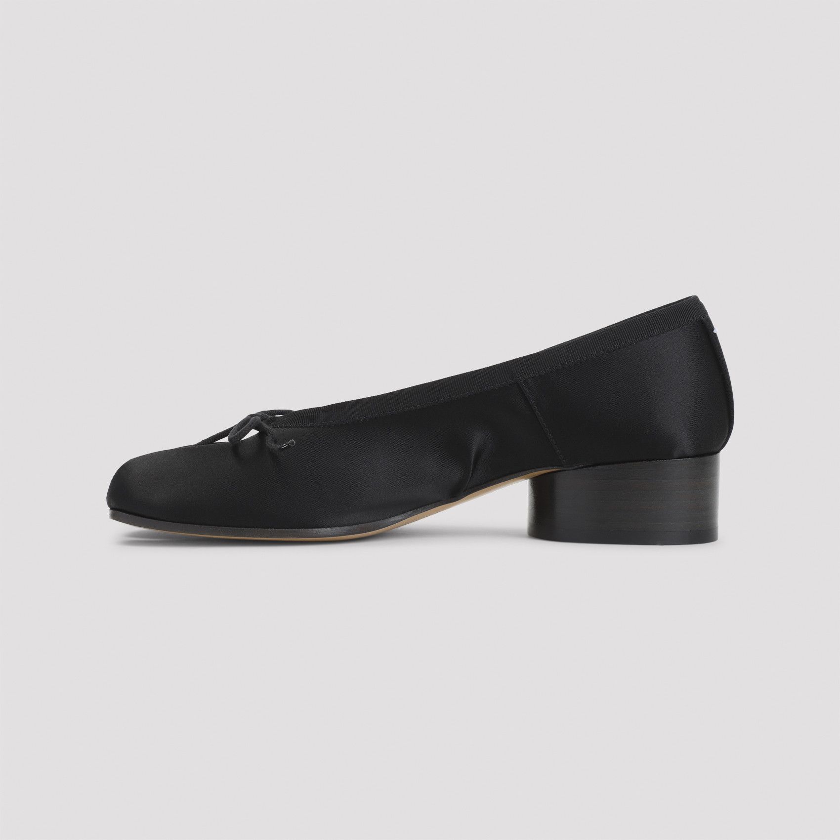 Maison Margiela Maison Margiela Tabi H30 Ballerinas Size US 10 / IT 40 - 2 Thumbnail