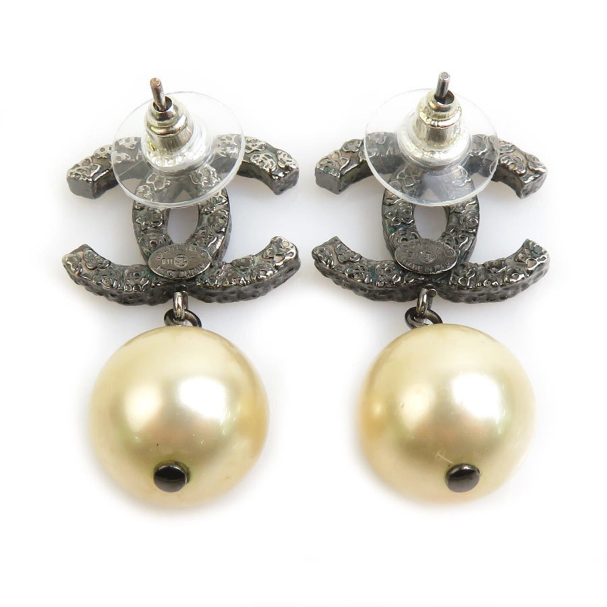 Chanel Chanel earrings, Coco Mark design, metal, faux pearl, gunmetal, off-white, women's, free shipping, e61673a Size ONE SIZE - 4 Thumbnail