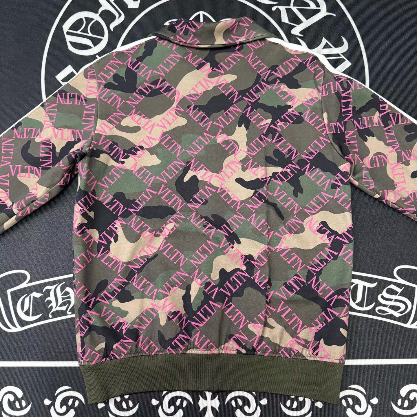 Valentino Multi Camo Zip Front Bomber Jacket Size US M / EU 48-50 / 2 - 3 Thumbnail