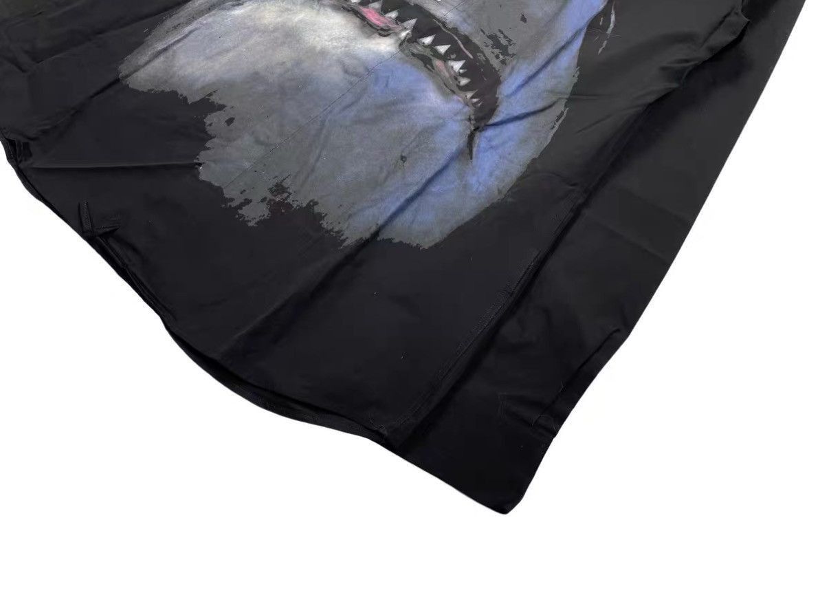 Givenchy Black Shark Print Long Sleeve Button-Up Shirt Size US S / EU 44-46 / 1 - 3 Thumbnail