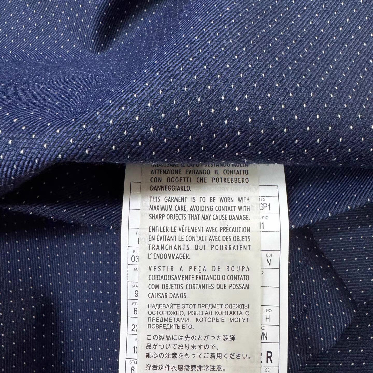 Gucci Blue Button-Up Shirt with Embroidered Lion Design Size US XL / EU 56 / 4 - 6 Thumbnail