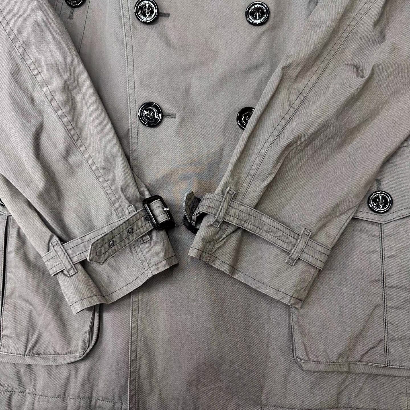 Burberry Gray Double-Breasted Light Jacket Size L Size US L / EU 52-54 / 3 - 2 Thumbnail