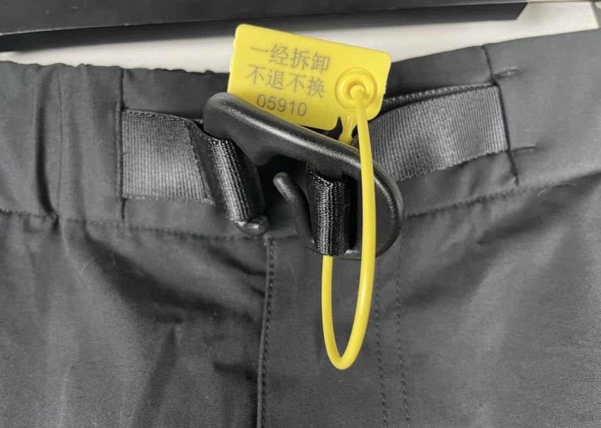 Goldwin Black Casual Pants Size 34 Size US 34 / EU 50 - 7 Thumbnail