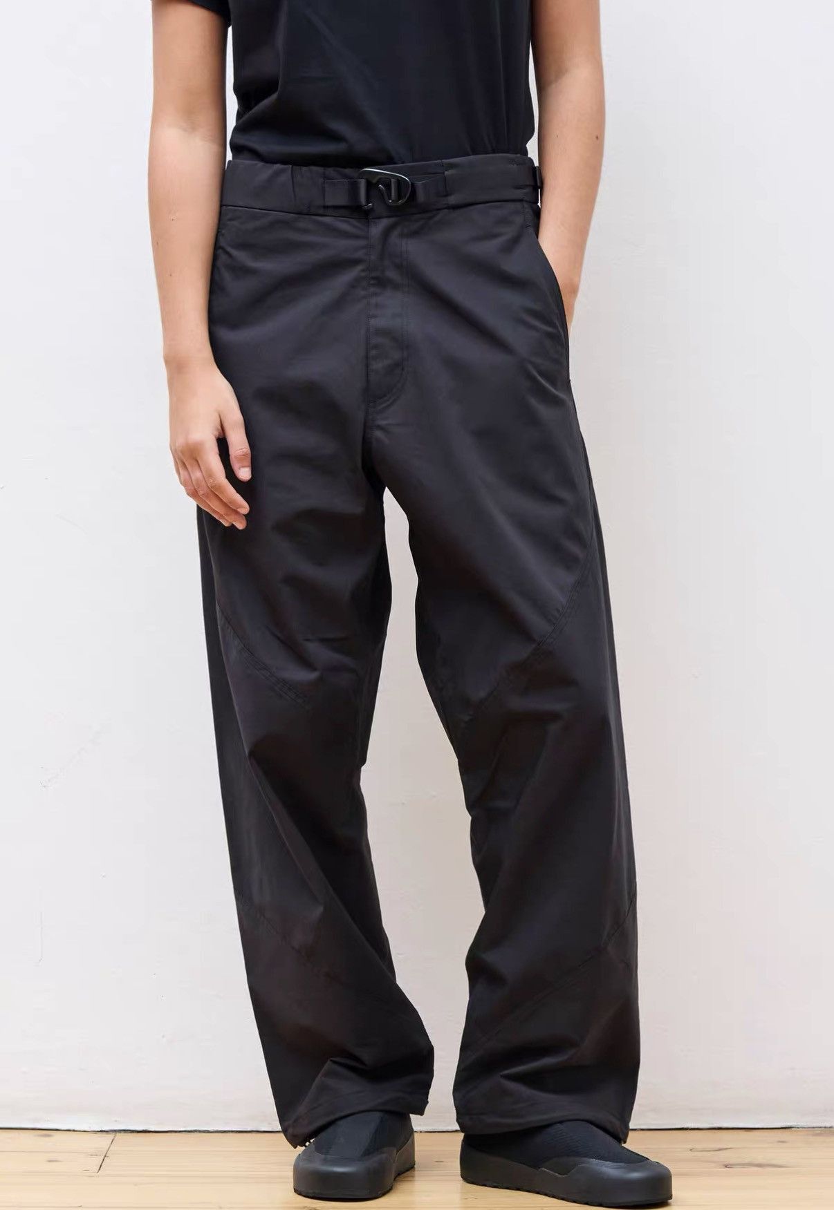 Goldwin Black Casual Pants Size 34 Size US 34 / EU 50 - 8 Thumbnail