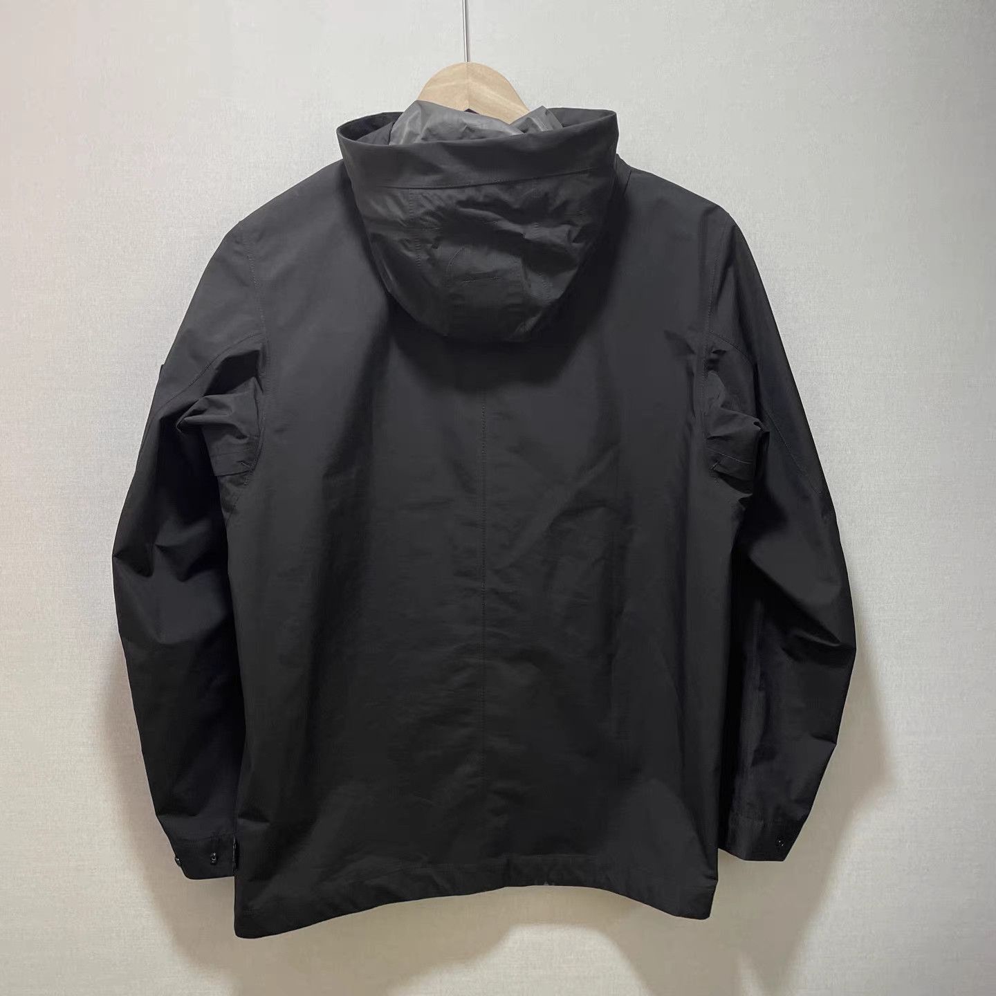 Stone Island Black Hooded Light Jacket with Zip Closure Size US M / EU 48-50 / 2 - 2 Thumbnail