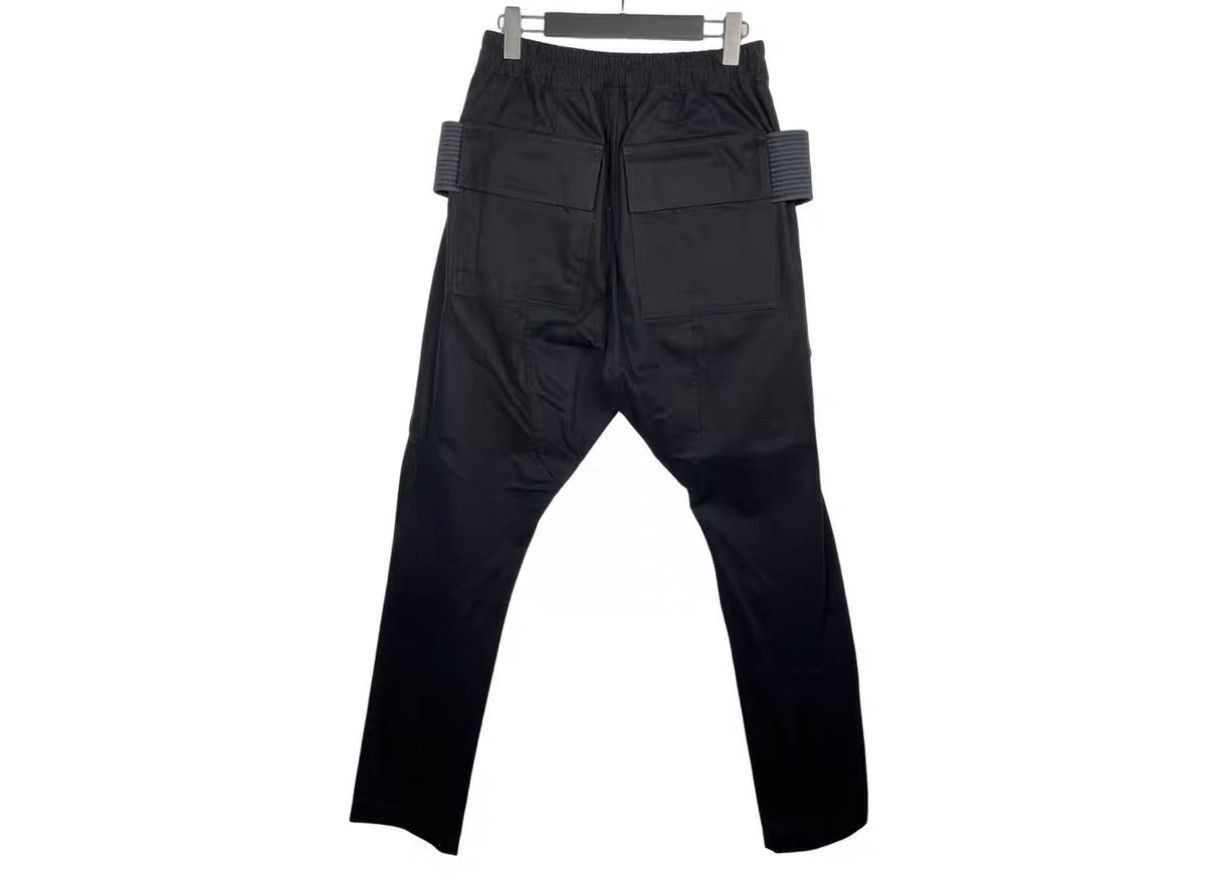 Rick Owens Black Cargo Pants with Utility Pockets Size 32 Size US 32 / EU 48 - 2 Thumbnail