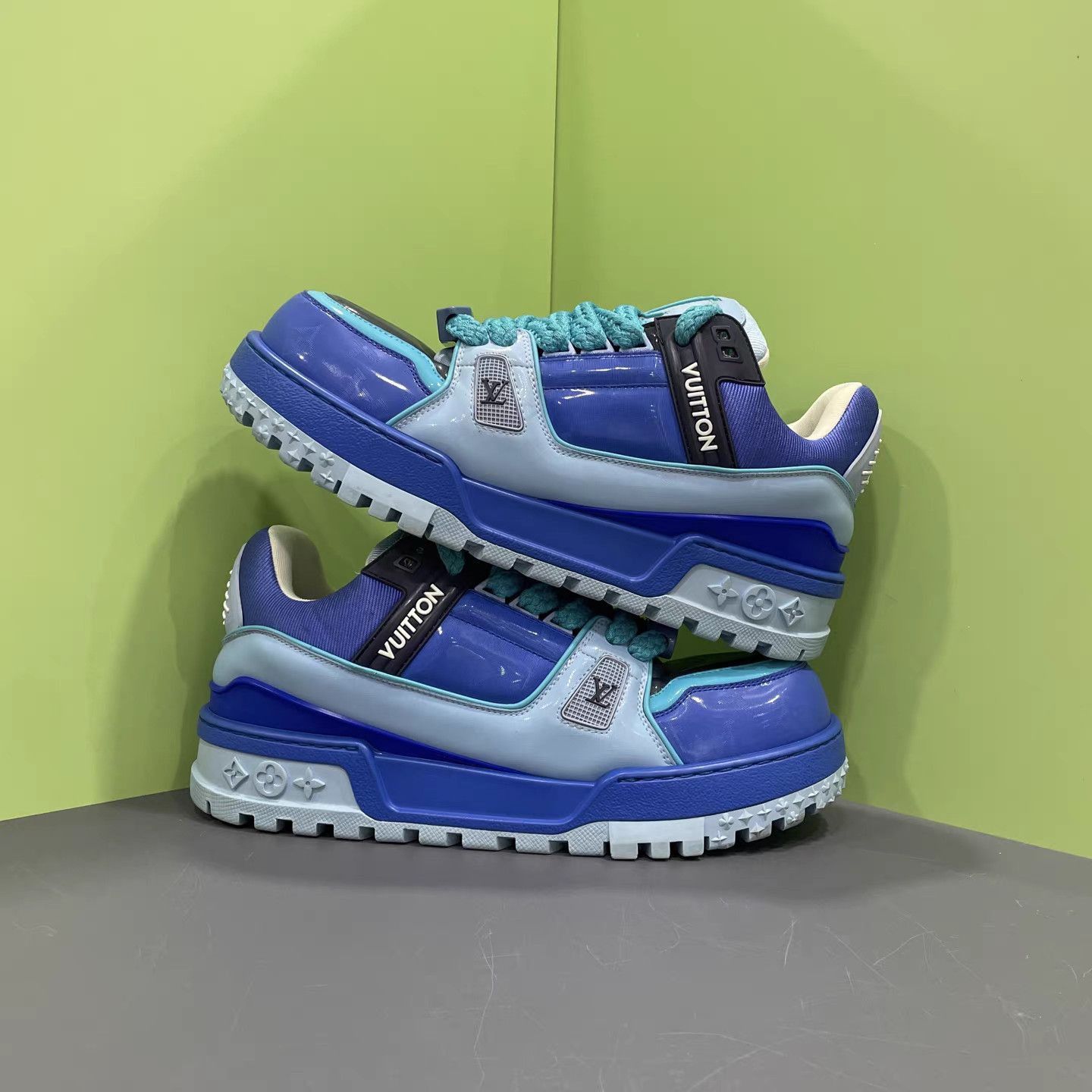 Louis Vuitton Blue Platform Sneakers with Teal Laces Size 8 Size US 8 / EU 41 - 4 Thumbnail