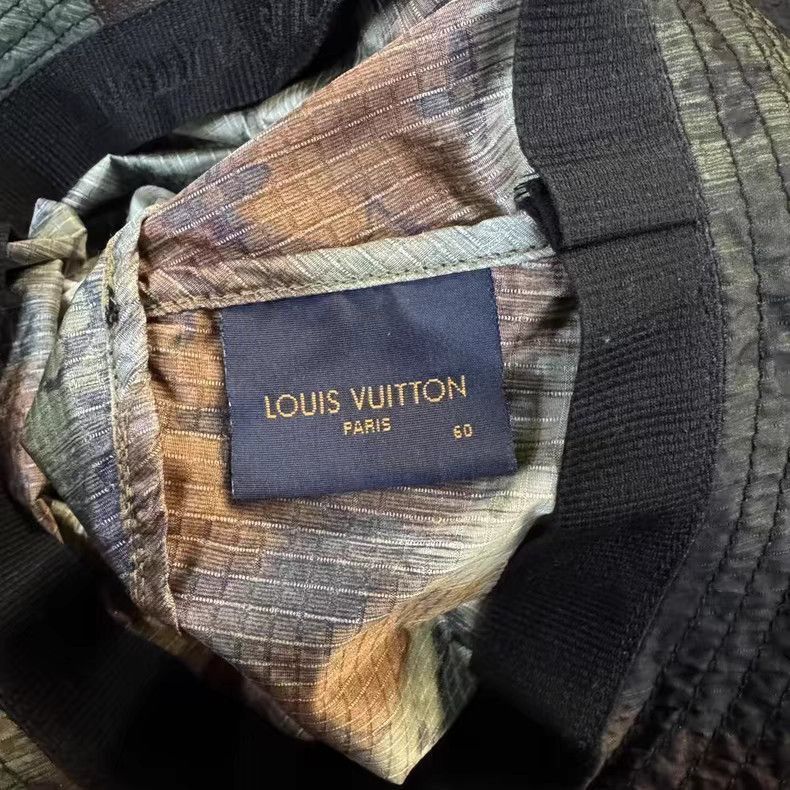 Louis Vuitton Multi Color Patterned Bucket Hat Size ONE SIZE - 6 Thumbnail