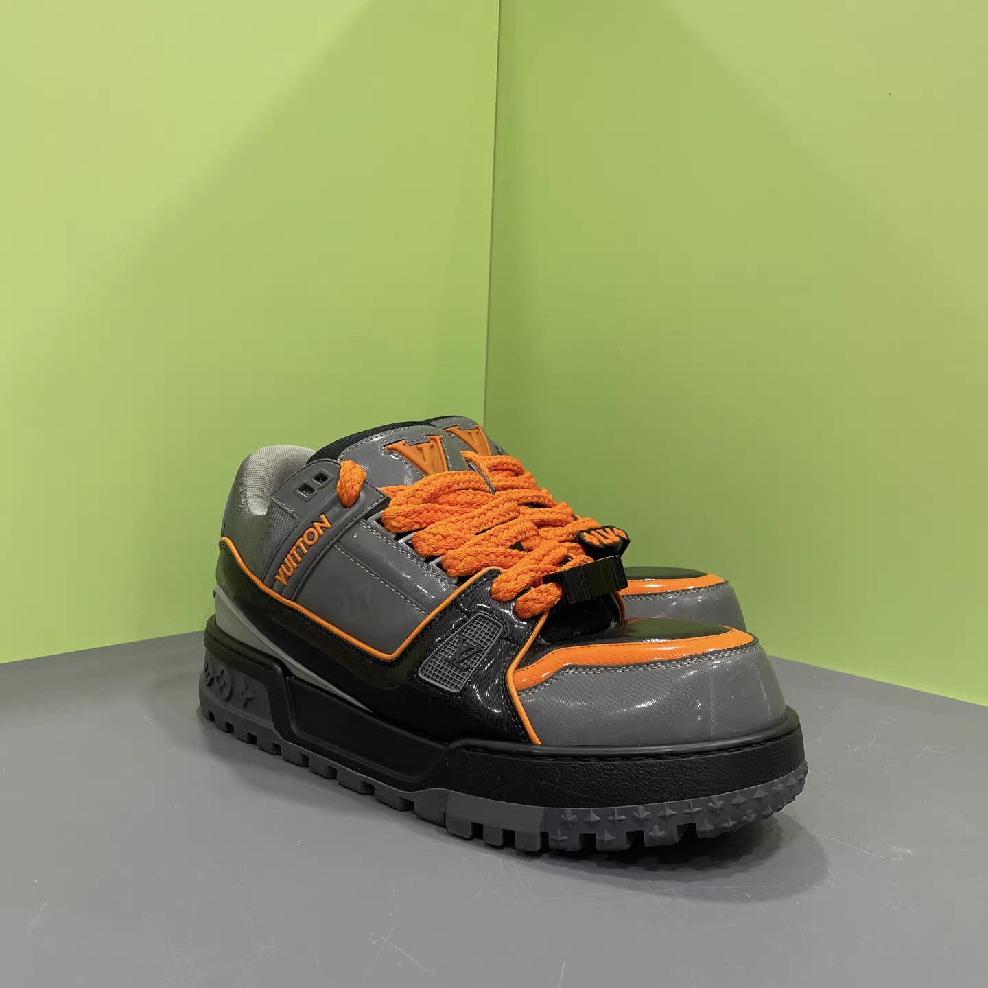Louis Vuitton Gray Platform Sneakers with Orange Accents Size US 8 / EU 41 - 3 Thumbnail