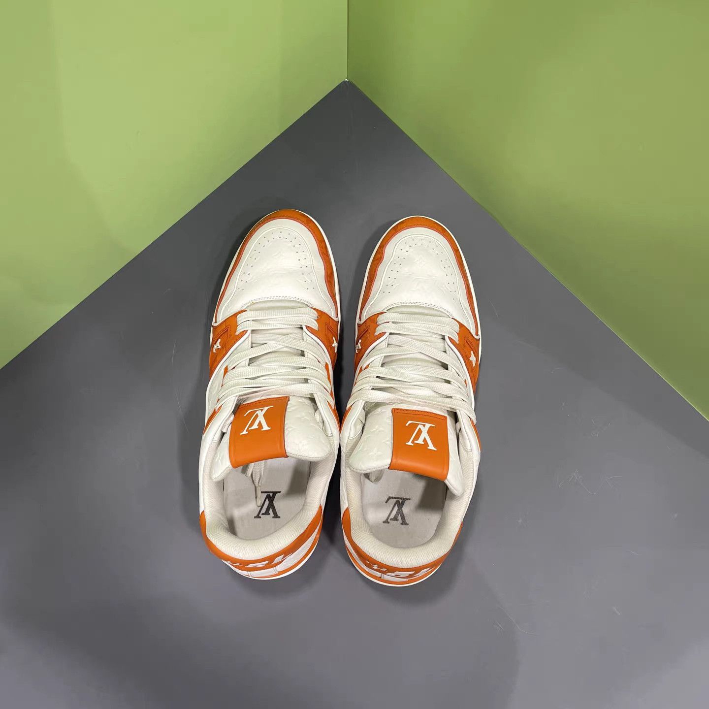 Louis Vuitton Orange Low-Top Sneakers Size 8 Size US 8 / EU 41 - 7 Thumbnail