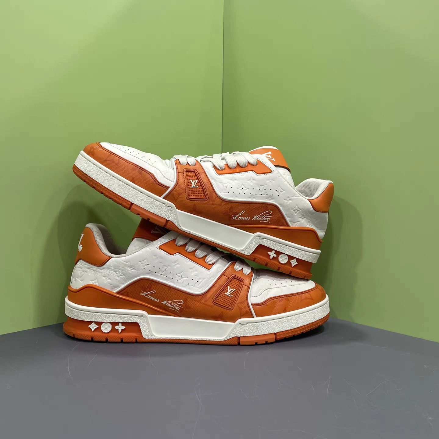 Louis Vuitton Orange Low-Top Sneakers Size 8 Size US 8 / EU 41 - 4 Thumbnail