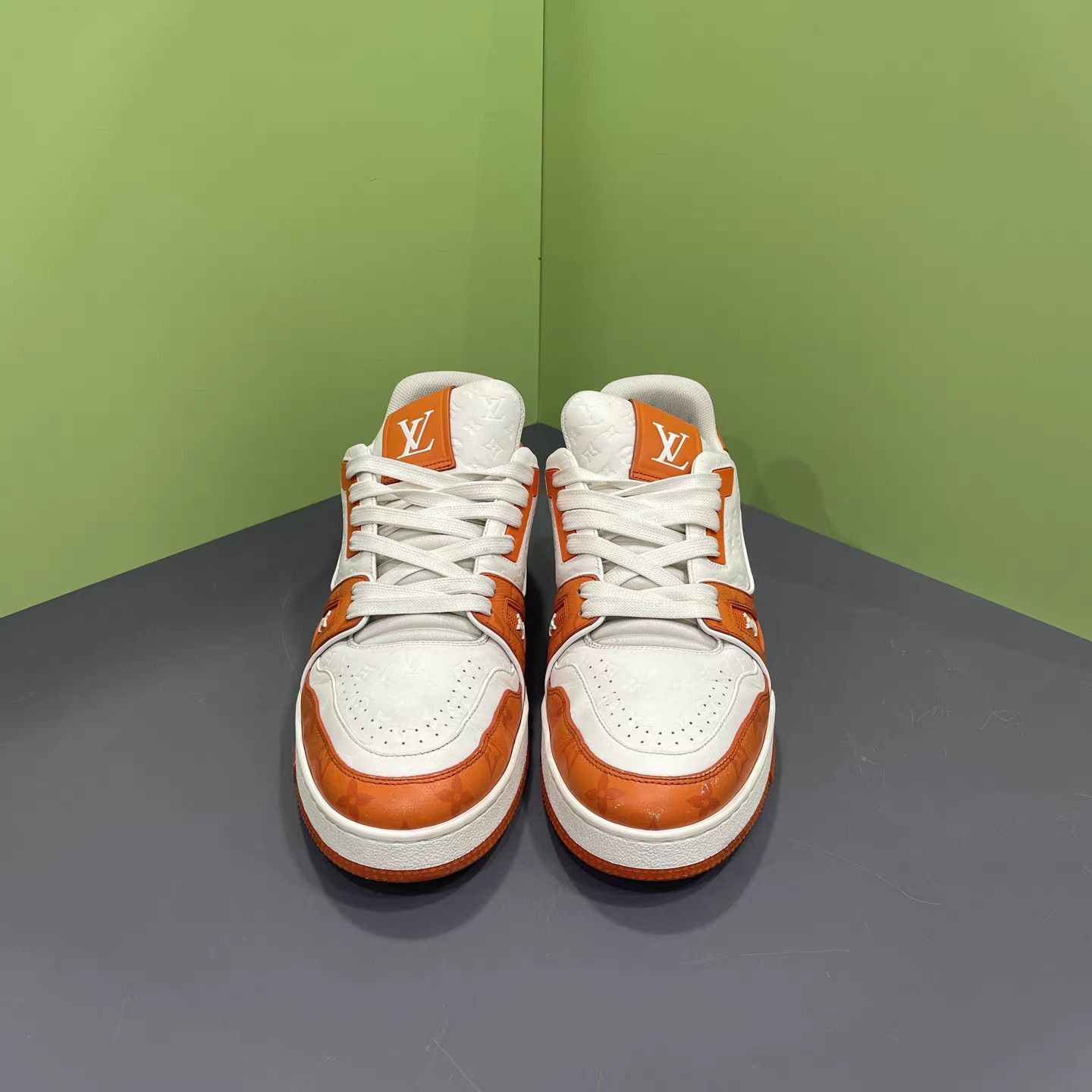 Louis Vuitton Orange Low-Top Sneakers Size 8 Size US 8 / EU 41 - 2 Thumbnail