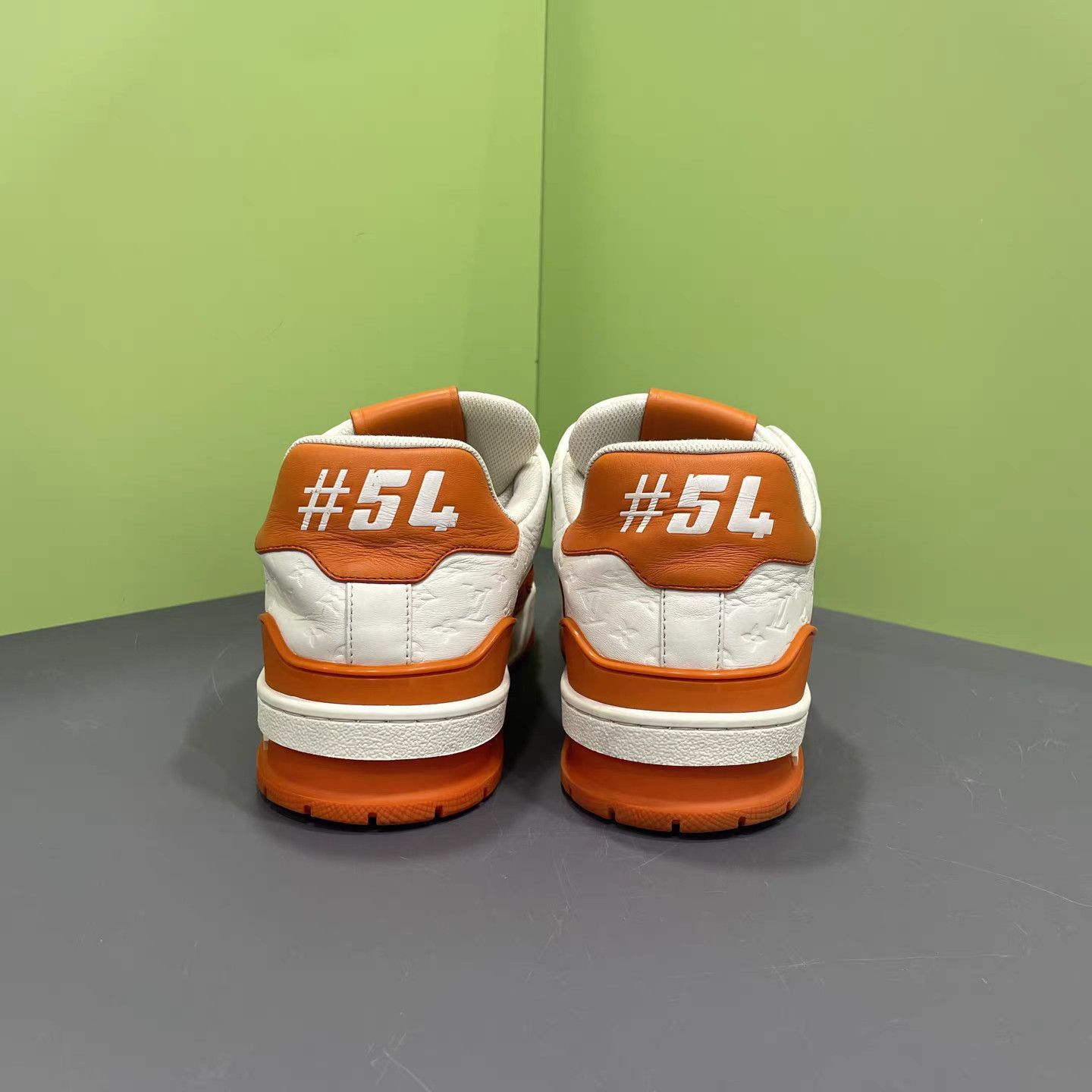 Louis Vuitton Orange Low-Top Sneakers Size 8 Size US 8 / EU 41 - 6 Thumbnail