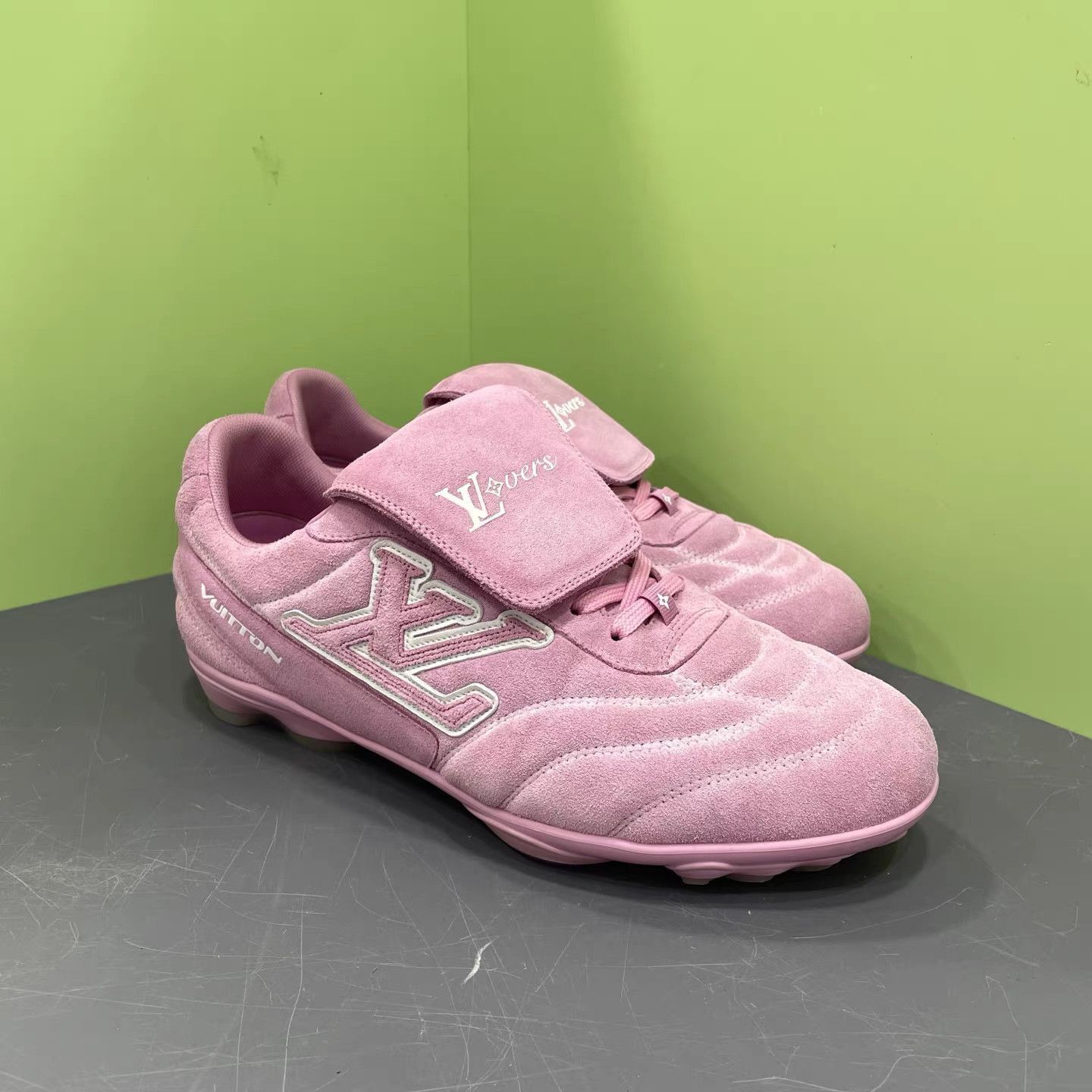 Louis Vuitton Pink Low-Top Sneakers Size 8.5 Size US 8.5 / EU 41-42 - 3 Thumbnail