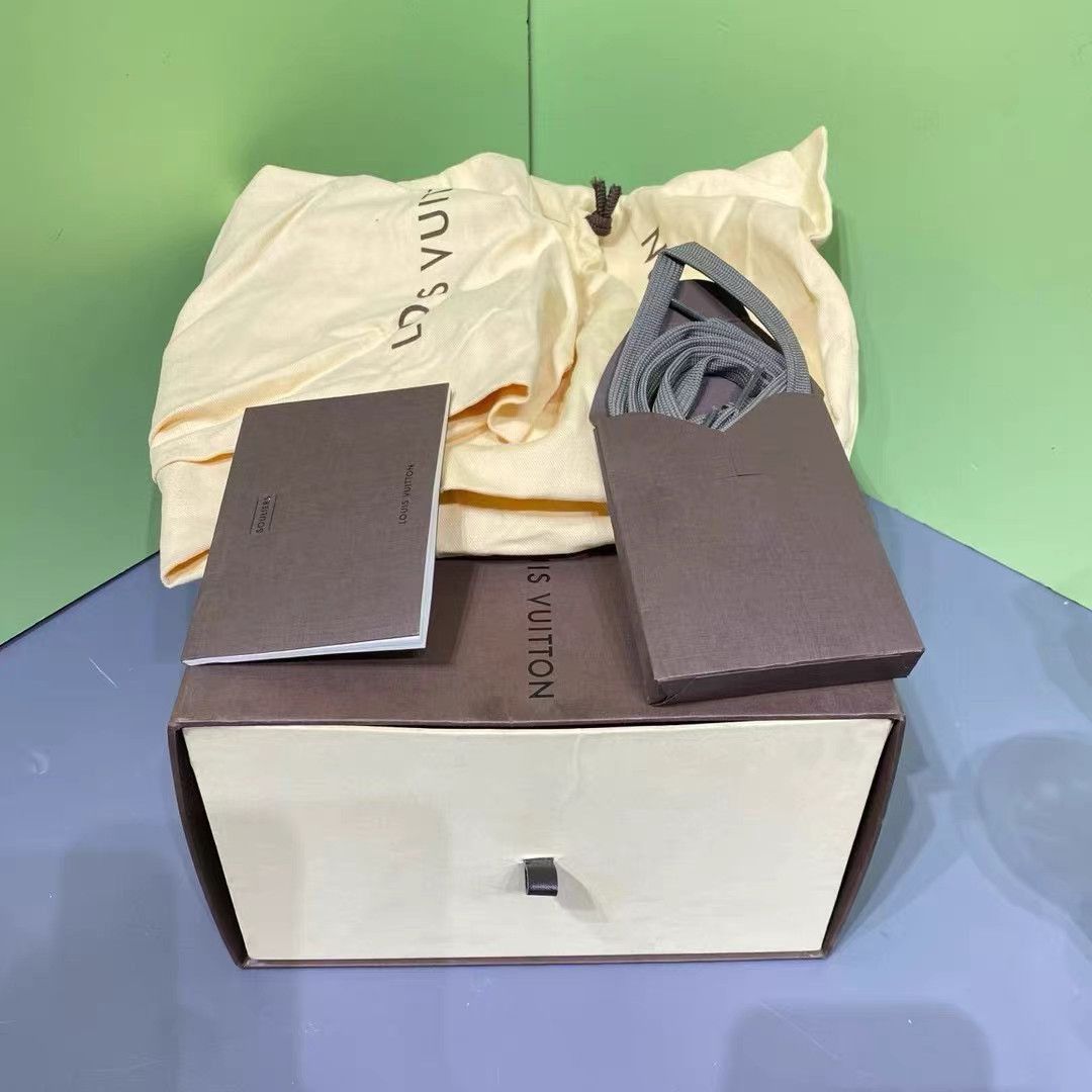Louis Vuitton Brown High-Top Sneakers Size 11 Size US 11 / EU 44 - 9 Thumbnail
