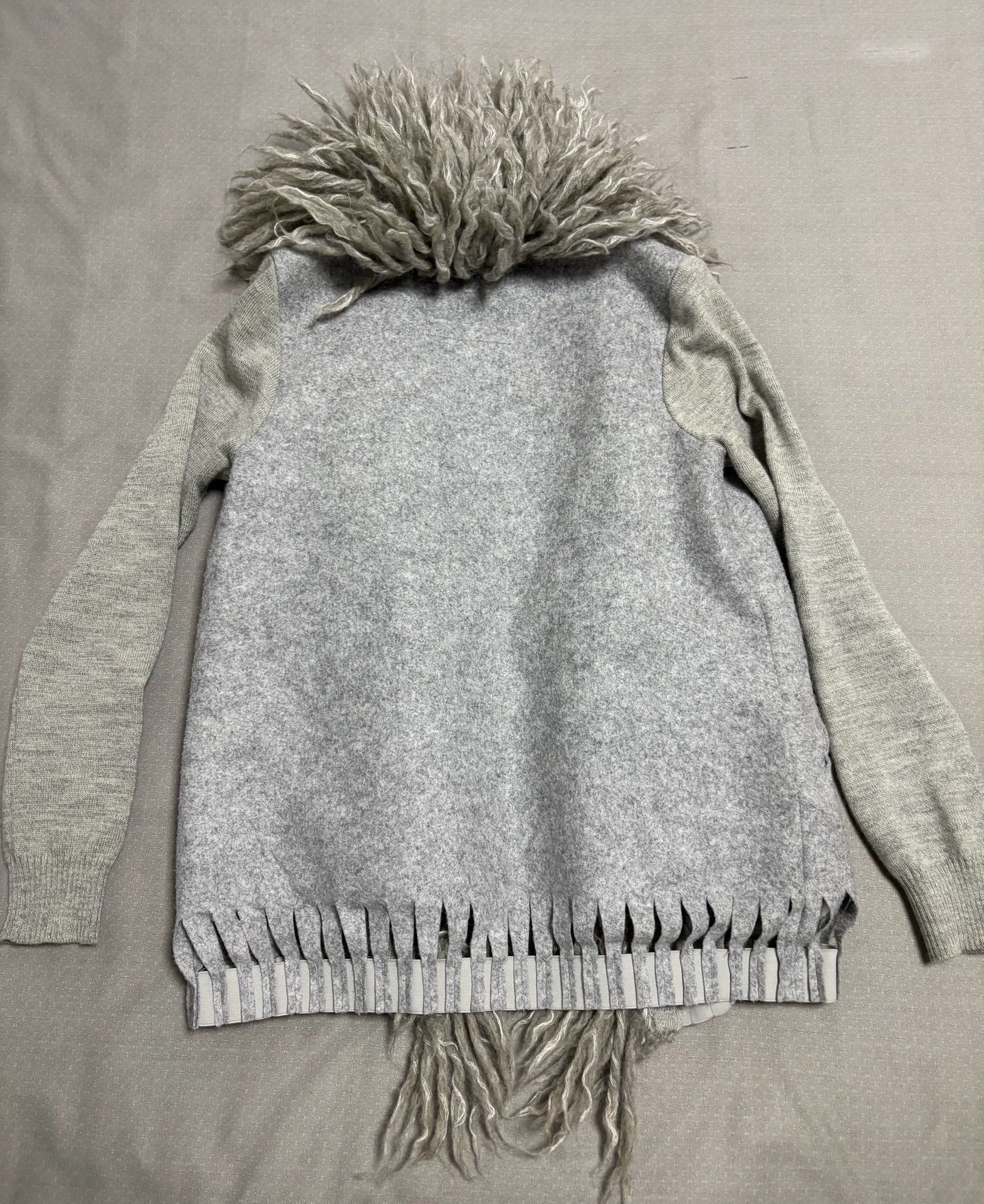 Undercover Gray Fuzzy Collar Long Sleeve Sweater Size US S / EU 44-46 / 1 - 4 Thumbnail