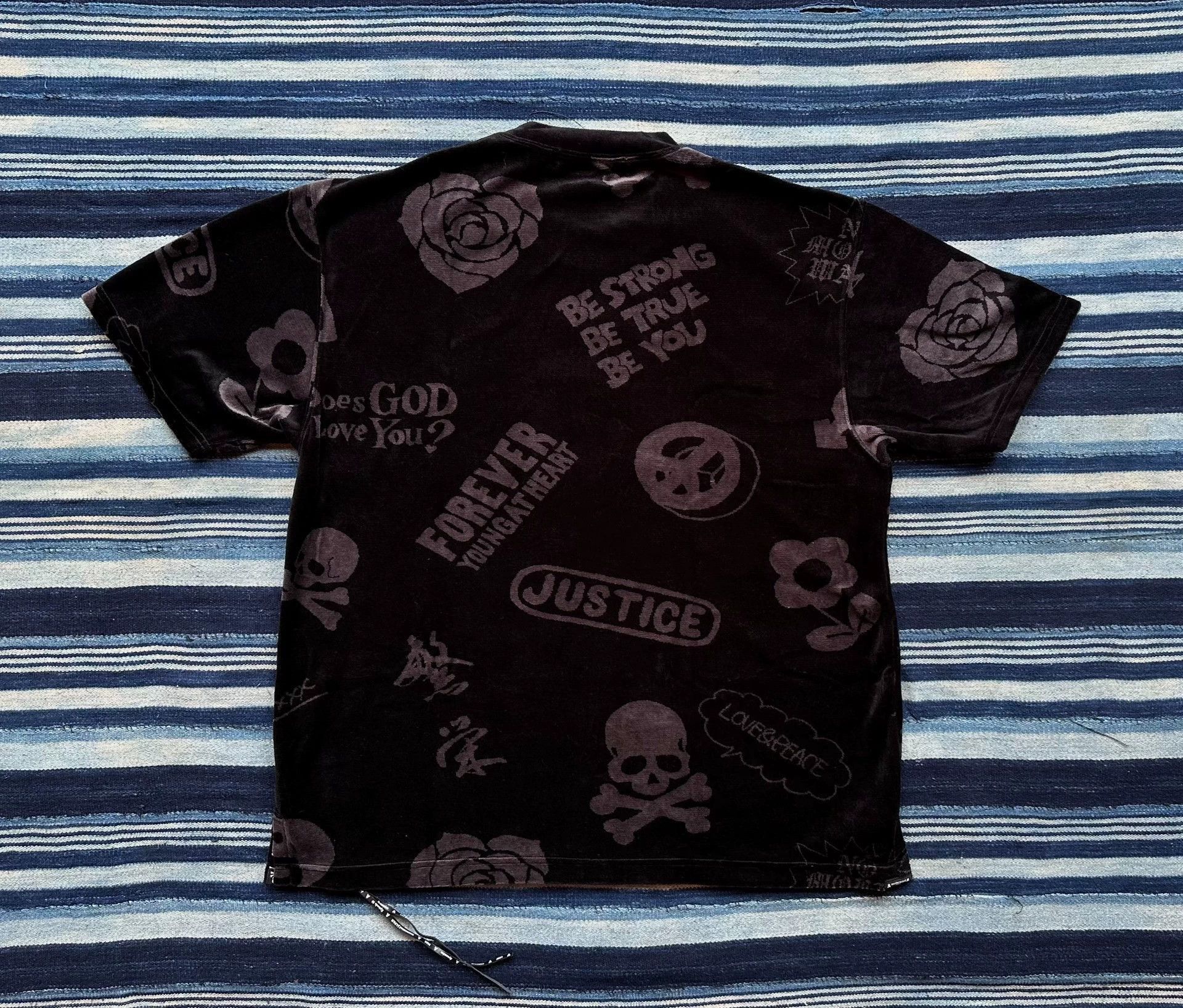 Mastermind Japan Black Graphic Print Short Sleeve Shirt Size US L / EU 52-54 / 3 - 2 Thumbnail