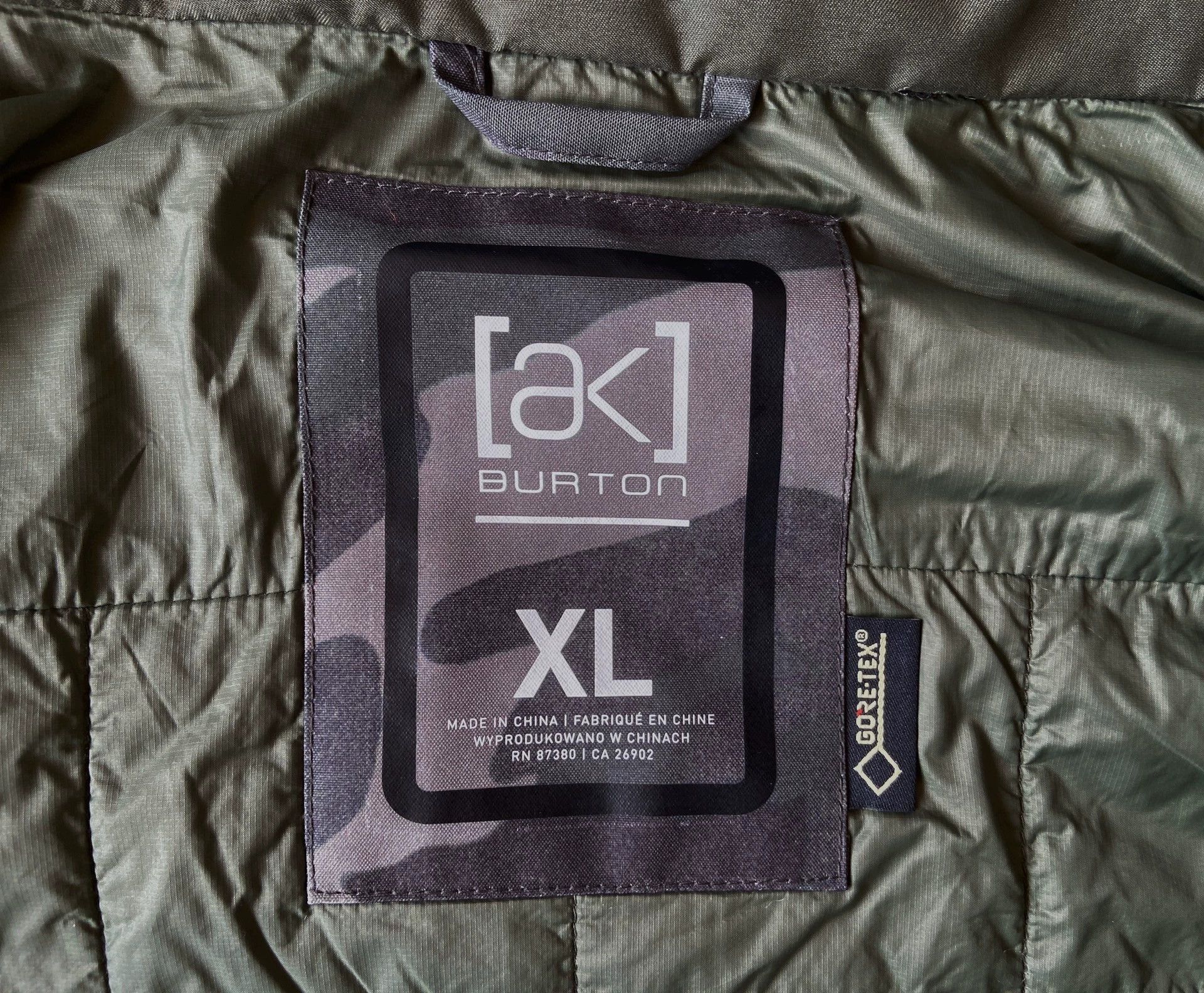 Burton Multi Camo Hooded GORE-TEX Jacket XL Size US XL / EU 56 / 4 - 5 Thumbnail
