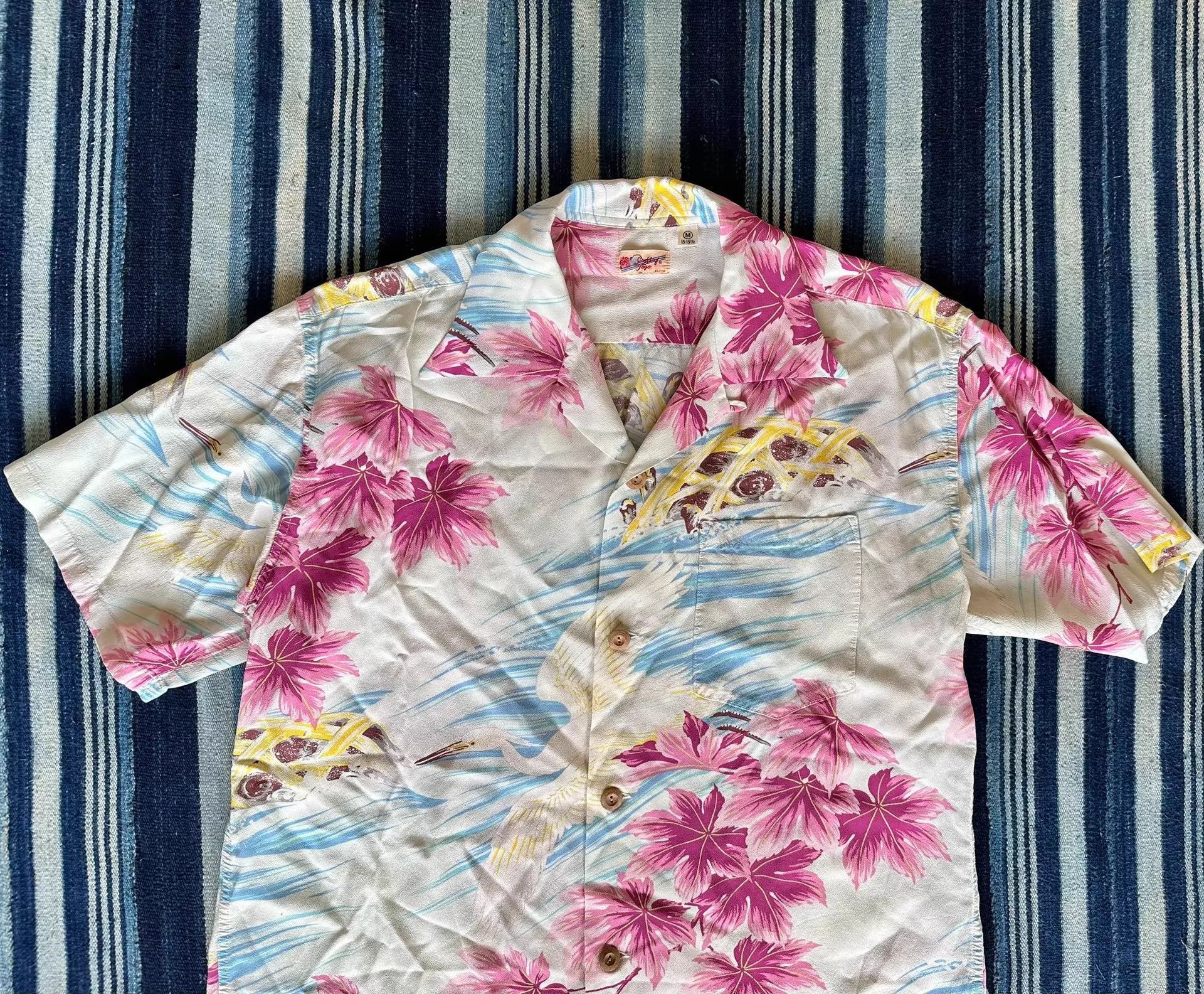 Sun Surf Multi Floral & Bird Print Short Sleeve Button-Up Size US M / EU 48-50 / 2 - 3 Thumbnail
