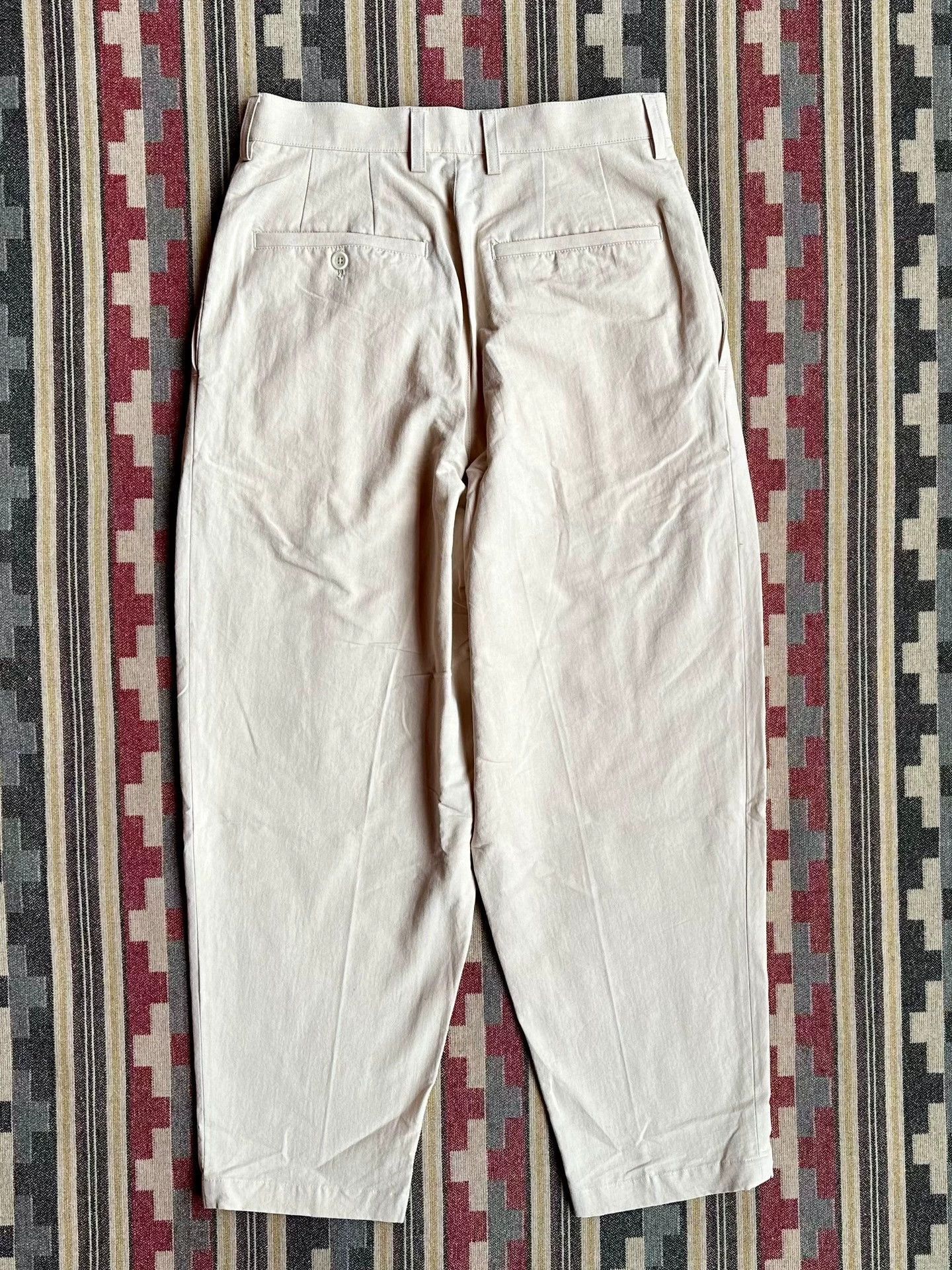 KUON Beige Pleated Casual Pants Size US 31 - 2 Thumbnail