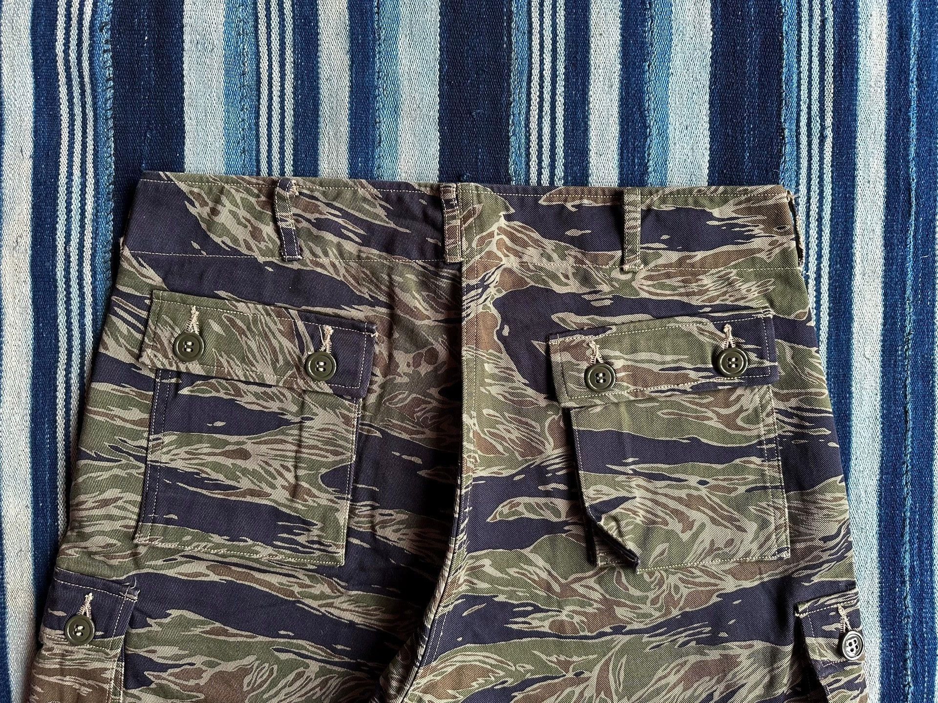The Real McCoy's Green Camo Cargo Shorts Size 32 Size US 32 / EU 48 - 4 Thumbnail
