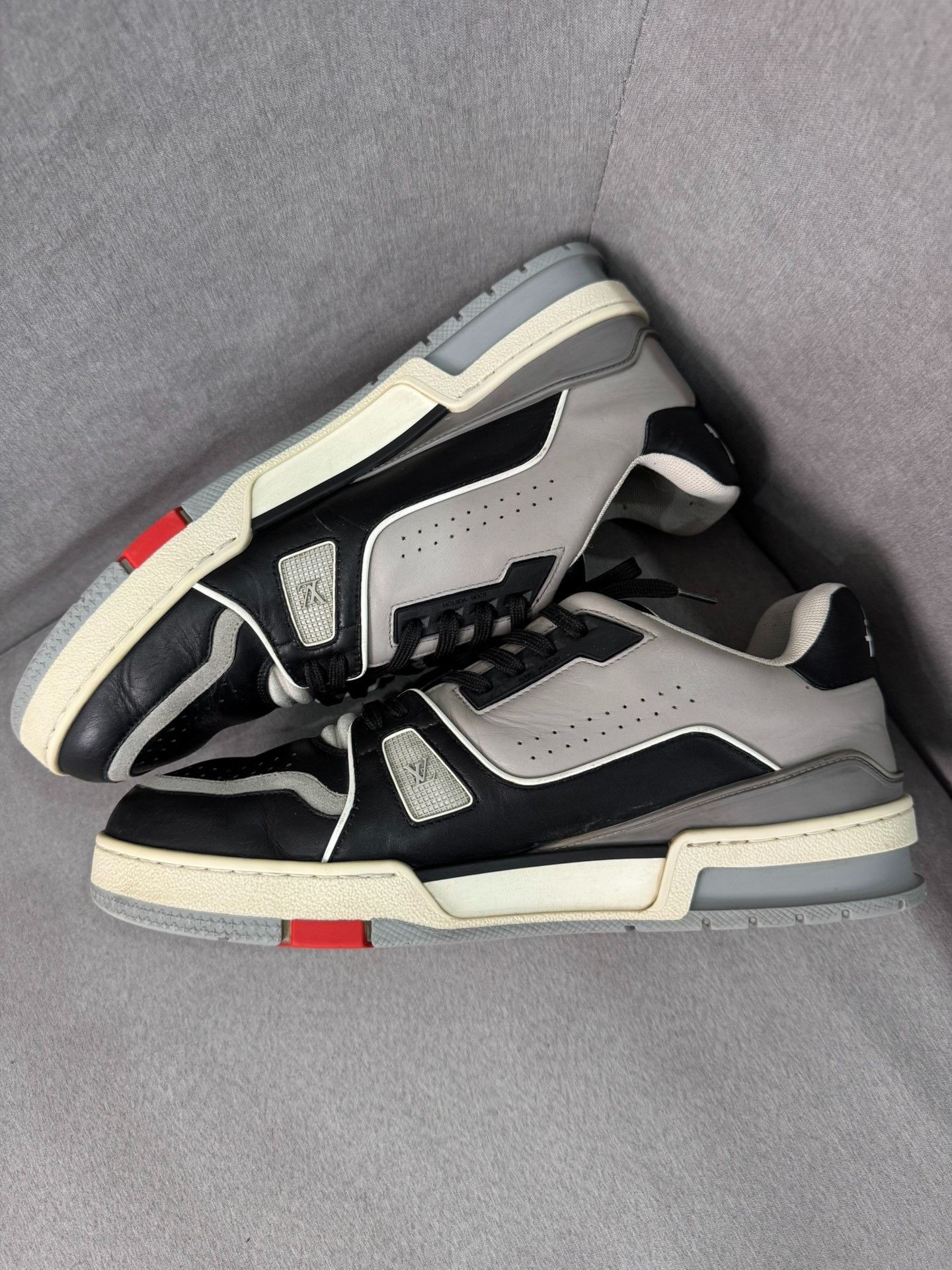 Louis Vuitton Louis Vuitton Trainer Black Cement Size US 8 / EU 41 - 4 Thumbnail