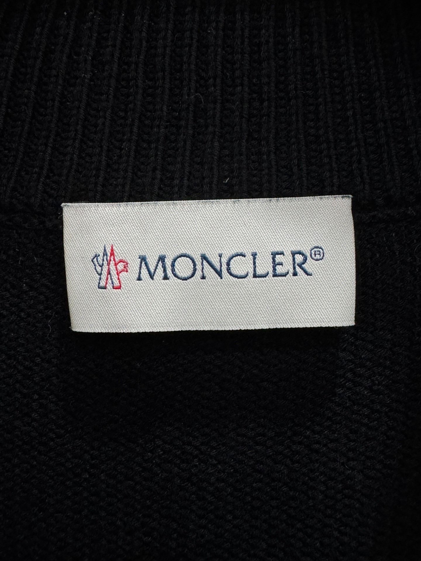 Moncler Moncler Padded Corduroy Down Jacket L Size US L / EU 52-54 / 3 - 7 Thumbnail