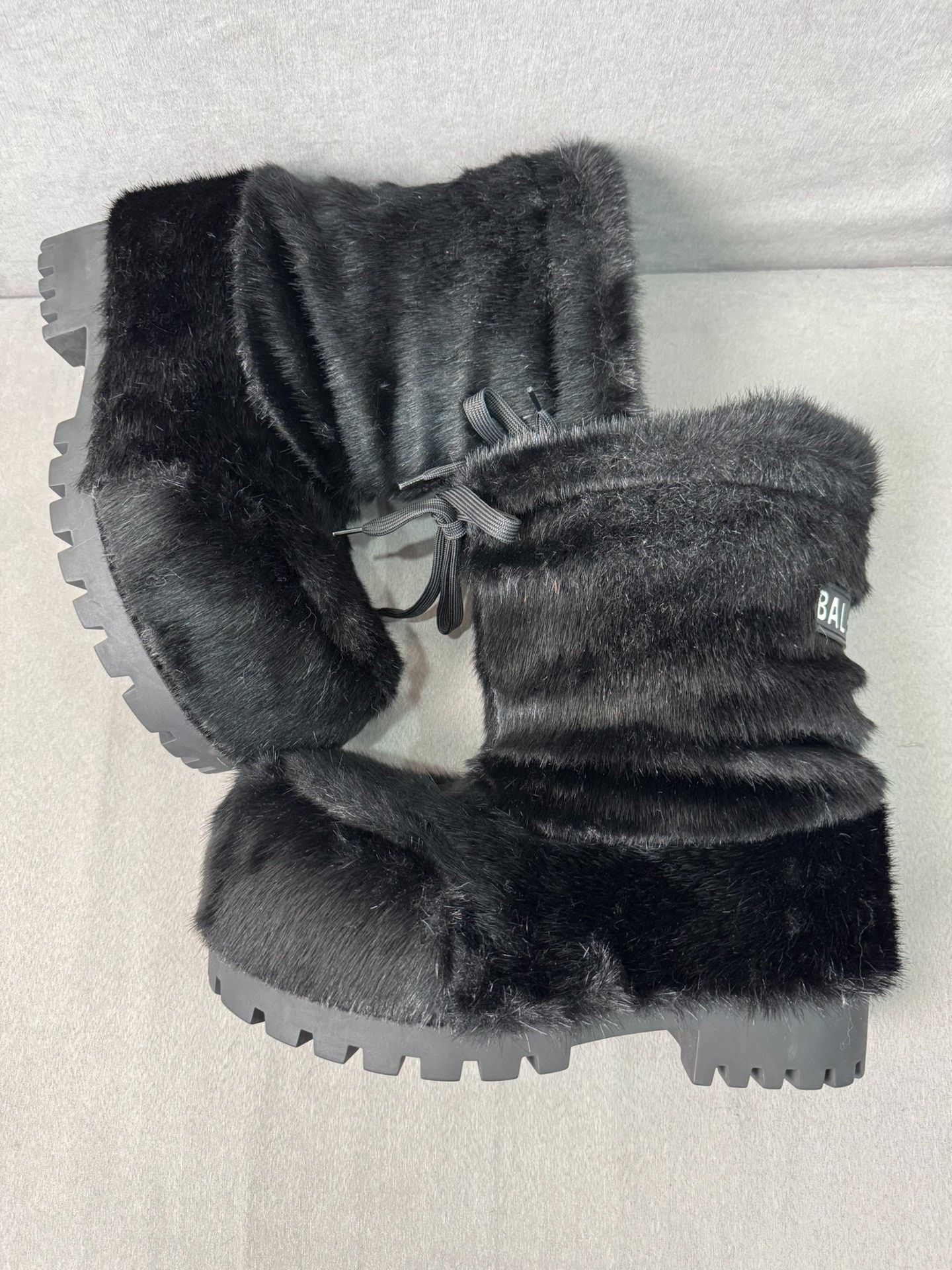 Balenciaga Balenciaga Alaska Horsehair Snow Boots Size US 7 / EU 40 - 3 Thumbnail
