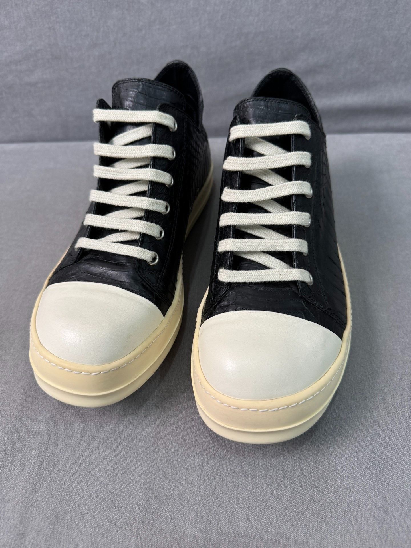 Rick Owens Rick Owens Special Leather Low-Top Sneakers Size US 8 / EU 41 - 3 Thumbnail