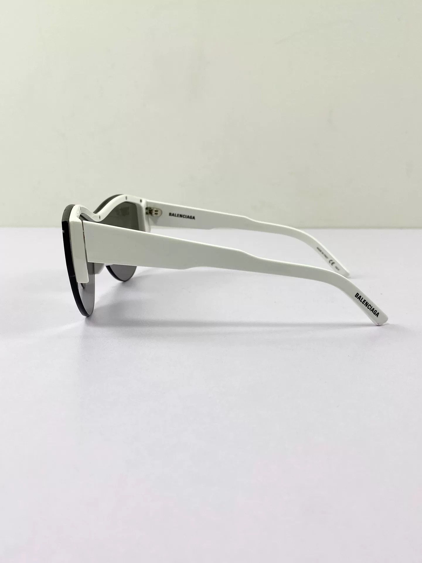 Balenciaga Balenciaga Irregular Mirror Sunglasses Size ONE SIZE - 2 Thumbnail