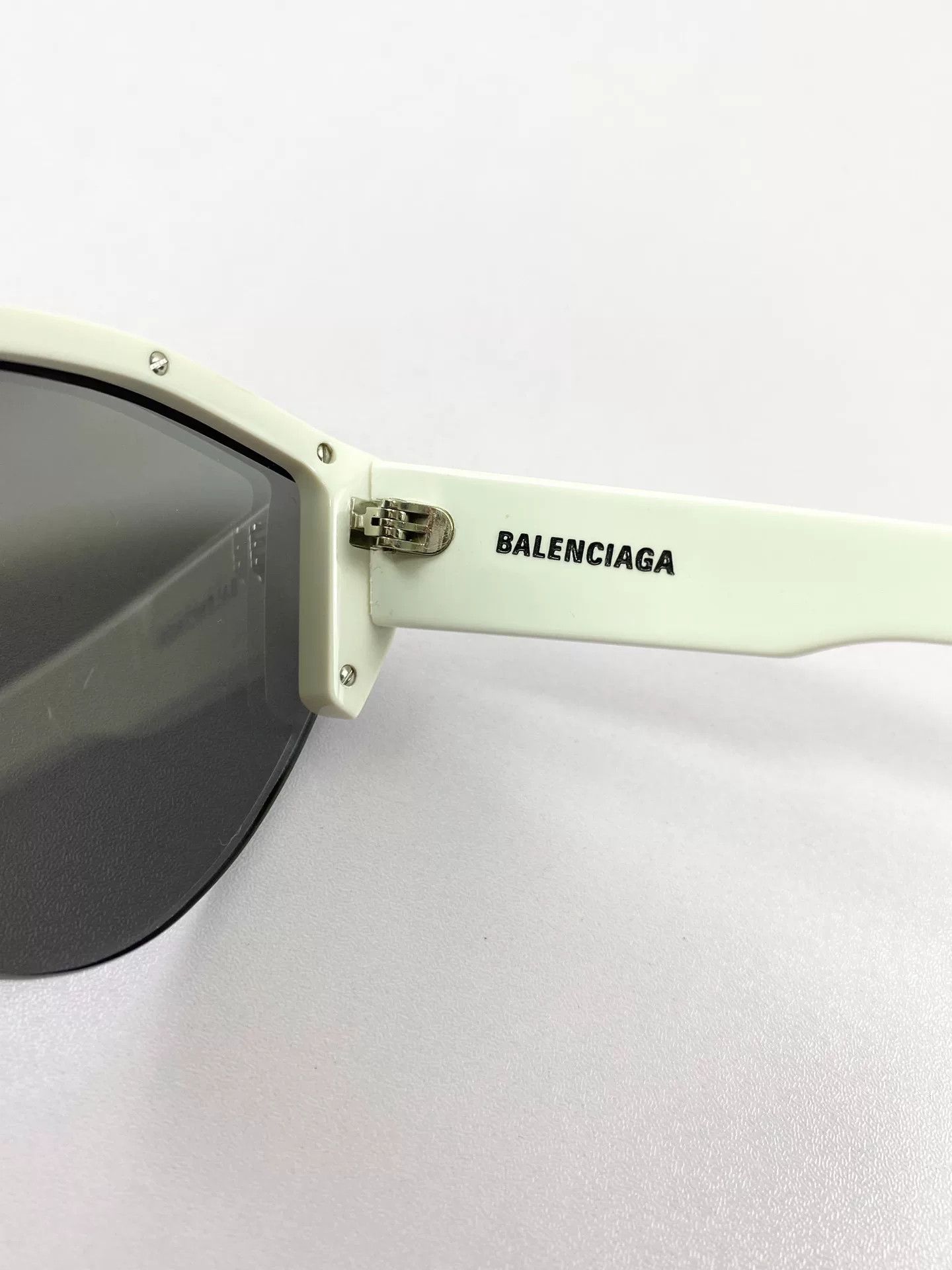 Balenciaga Balenciaga Irregular Mirror Sunglasses Size ONE SIZE - 7 Thumbnail