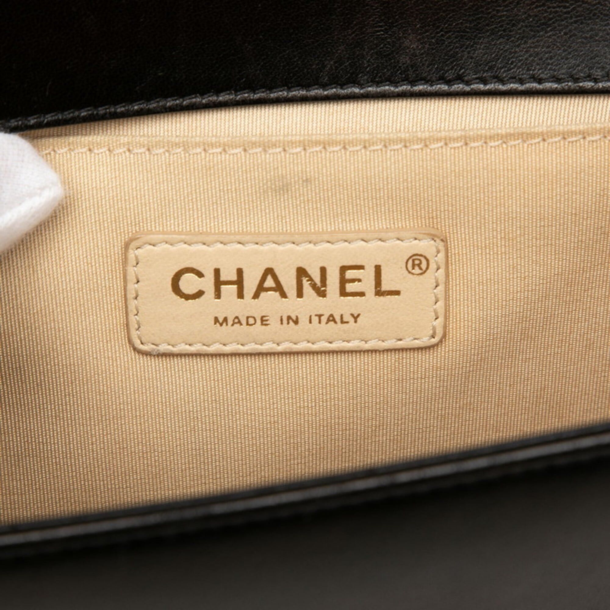 Chanel Chanel Coco Mark V-stitch Boy 25 Chain Shoulder Bag, Black Gold ...