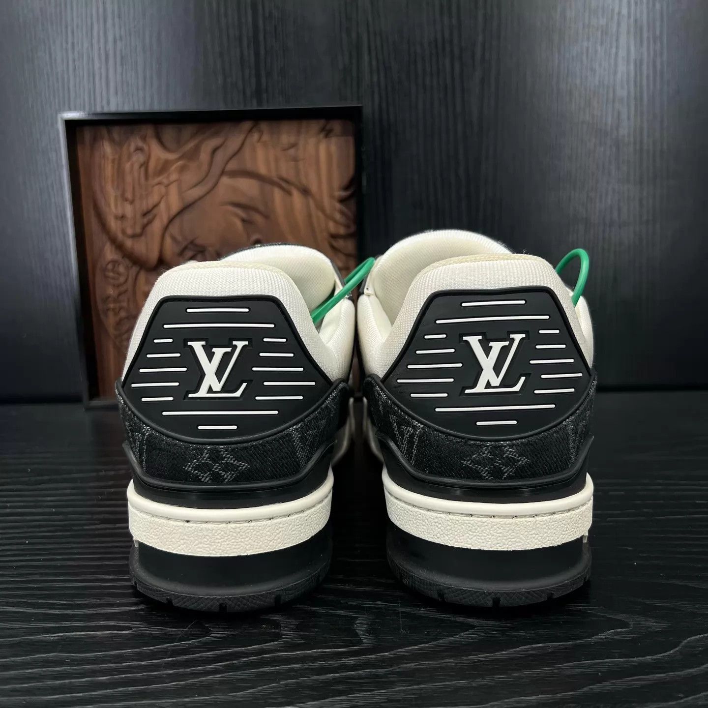 Louis Vuitton Multi Color Low Top Sneakers Size 8 Size US 8 / EU 41 - 7 Thumbnail