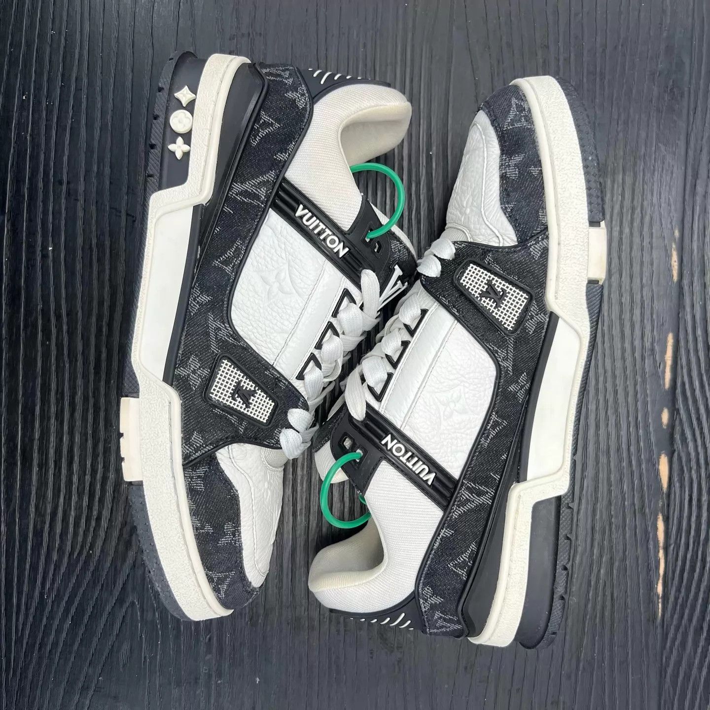 Louis Vuitton Multi Color Low Top Sneakers Size 8 Size US 8 / EU 41 - 3 Thumbnail