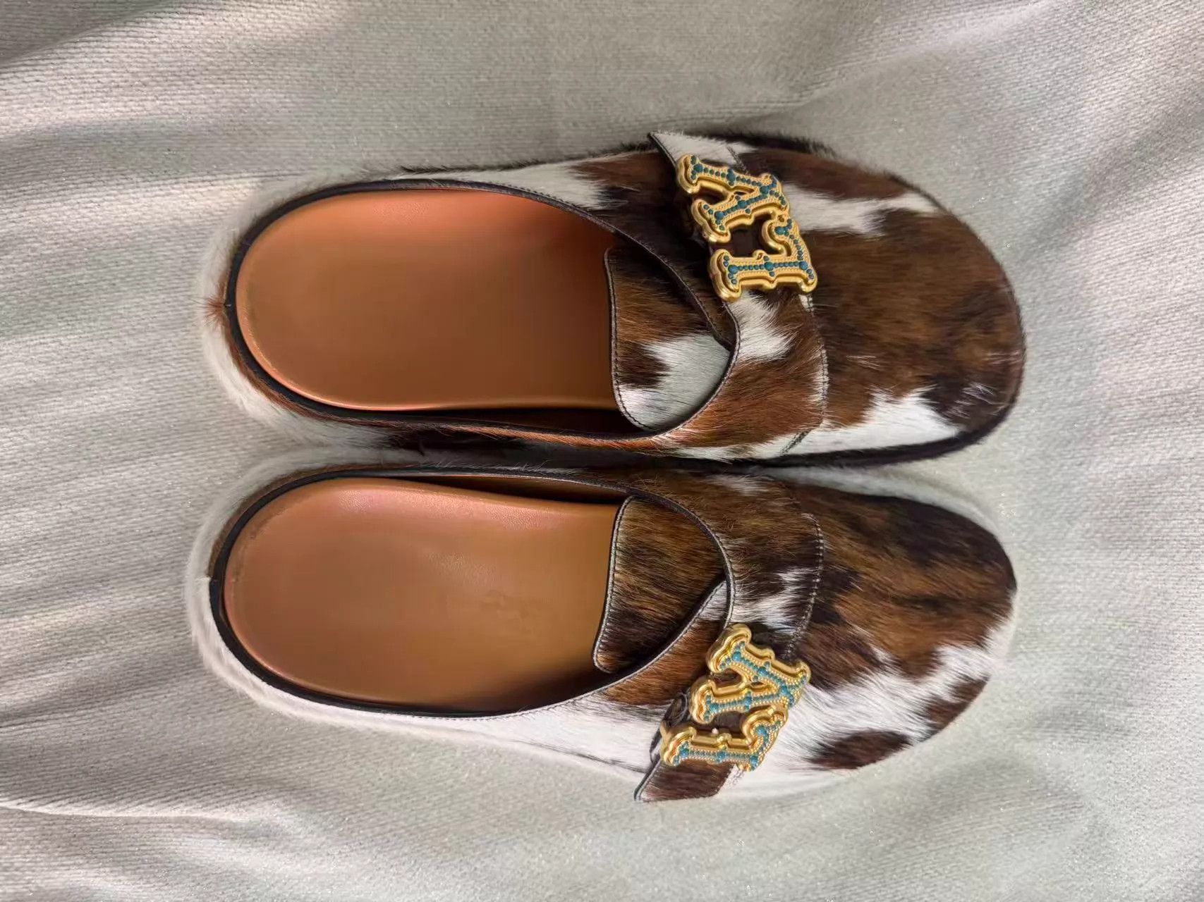 Louis Vuitton Multi-Color Haircalf Slip-On Shoes Size 10 Size US 10 / EU 43 - 3 Thumbnail