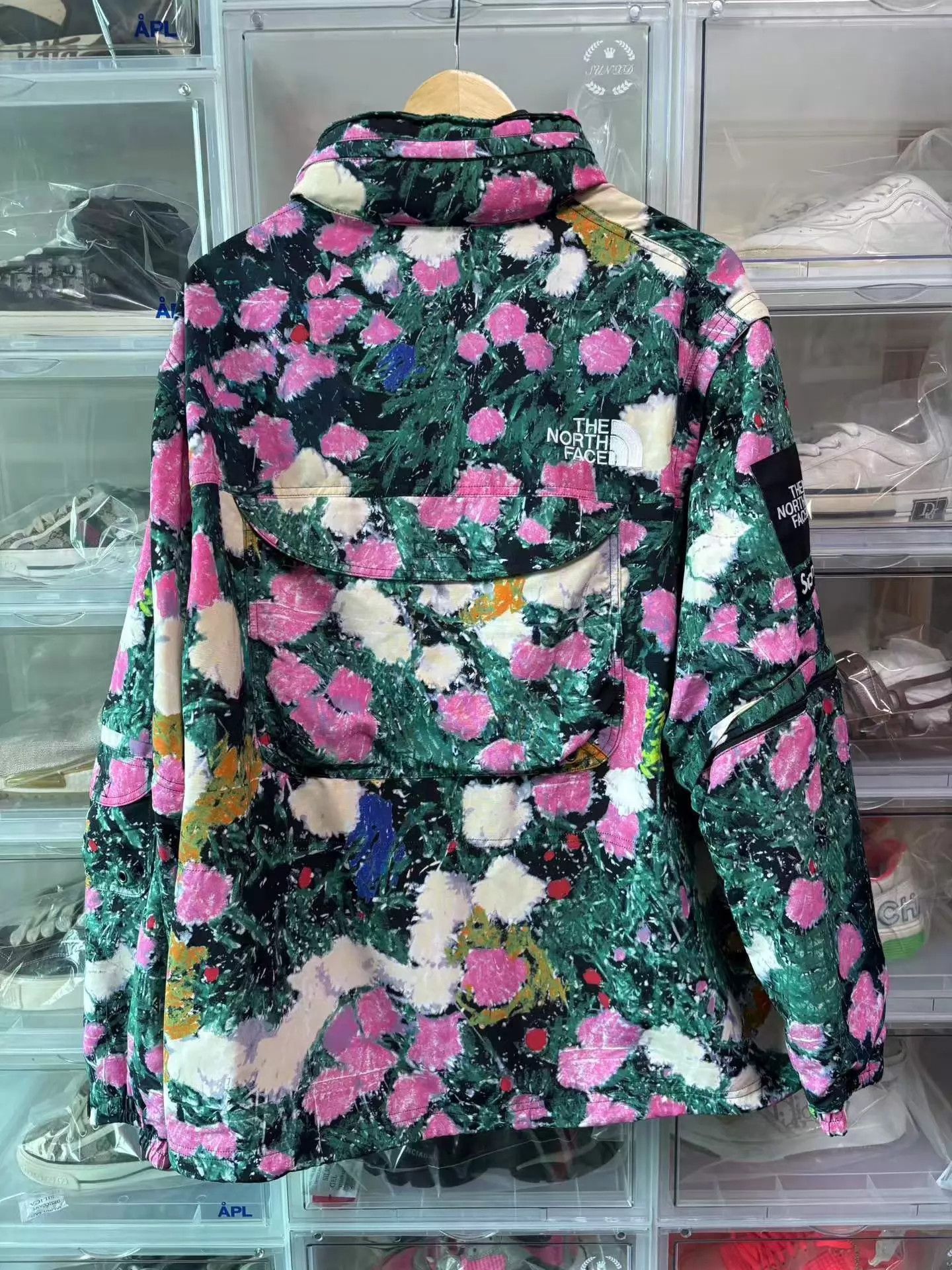 Supreme Floral Print Light Jacket - Multi, XL Size US XL / EU 56 / 4 - 9 Thumbnail