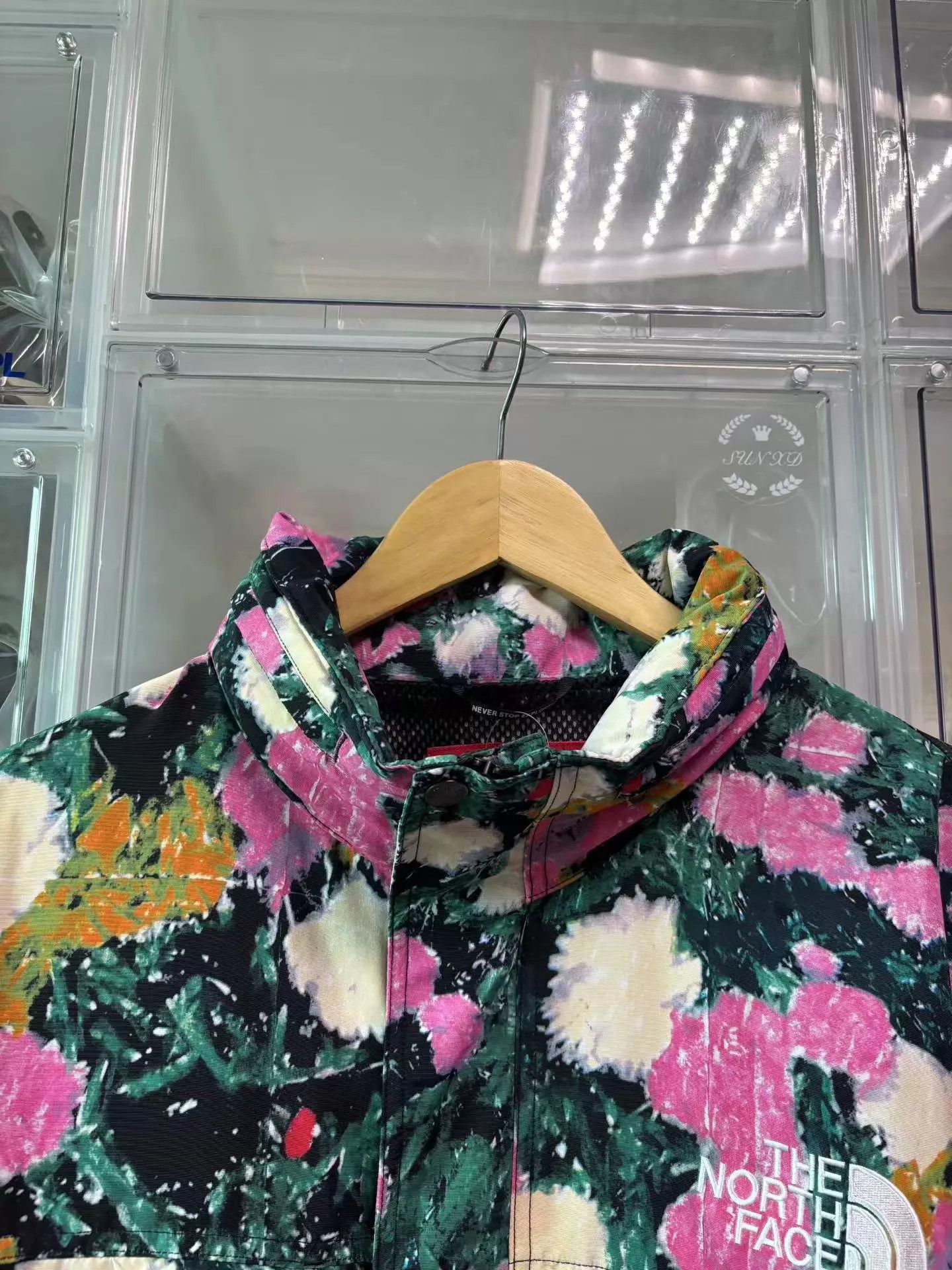 Supreme Floral Print Light Jacket - Multi, XL Size US XL / EU 56 / 4 - 2 Thumbnail