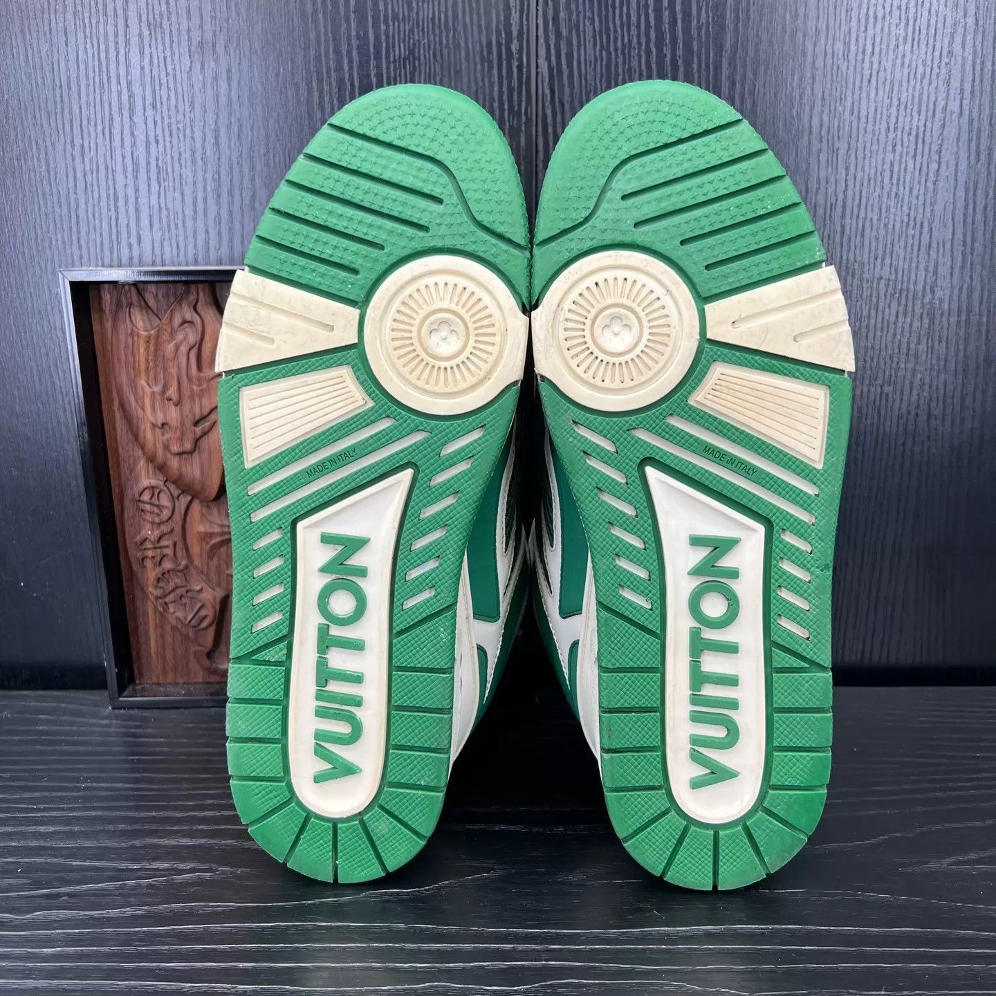 Louis Vuitton Green Low-Top Sneakers Size 7.5 Size US 7.5 / EU 40-41 - 8 Thumbnail