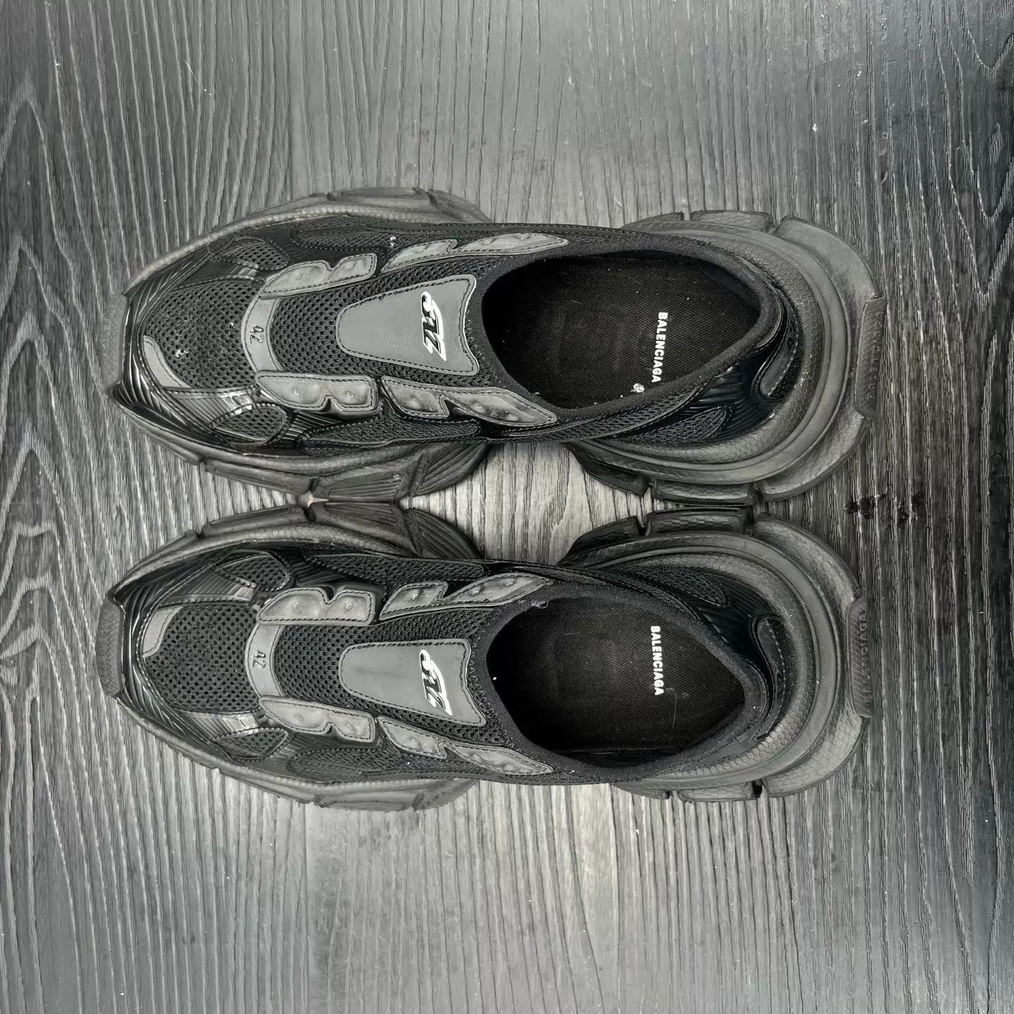 Balenciaga Black Slip-On Athletic Sneakers Size US 9 / EU 42 - 7 Thumbnail