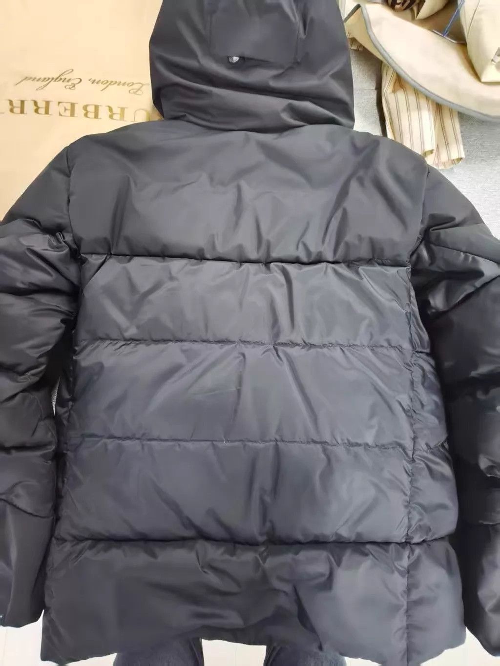 Arc'teryx Black Hooded Puffer Jacket Size M Size US M / EU 48-50 / 2 - 5 Thumbnail