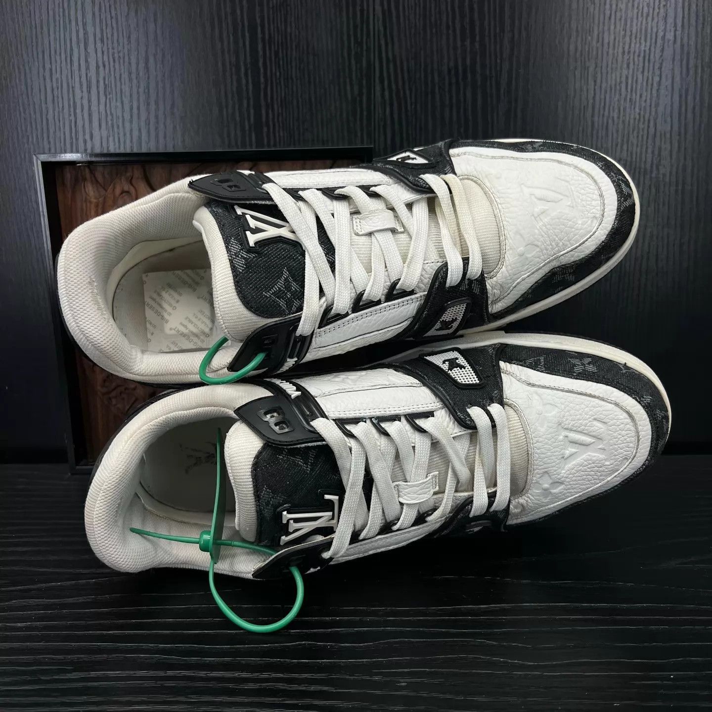 Louis Vuitton Multi Color Low Top Sneakers Size 9.5 Size US 9.5 / EU 42-43 - 4 Thumbnail