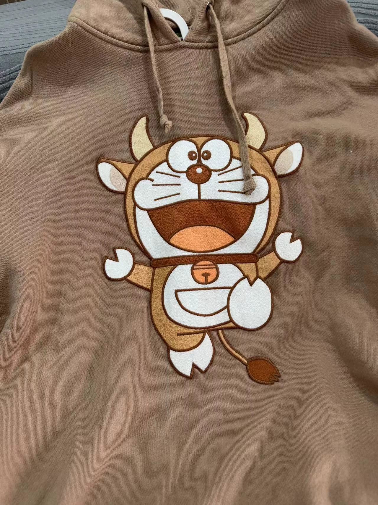 Gucci Beige Cartoon Cow Print Hoodie - Size S Size US S / EU 44-46 / 1 - 2 Thumbnail