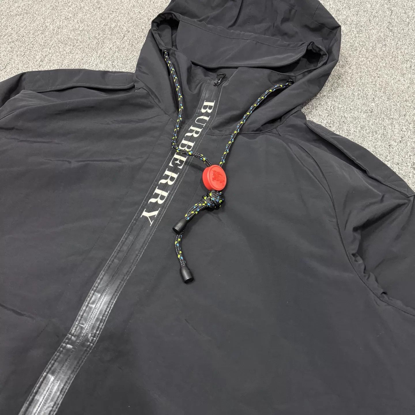 Burberry Black Hooded Zip-Up Light Jacket Size M Size US M / EU 48-50 / 2 - 3 Thumbnail
