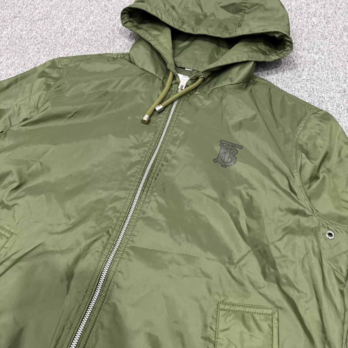 Burberry Green Hooded Light Jacket with Zip and Pockets Size US L / EU 52-54 / 3 - 3 Thumbnail